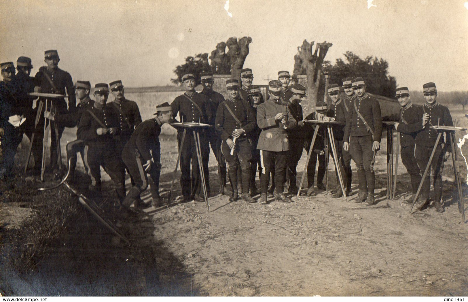 CPA 3212 - MILITARIA - Carte Photo Militaire -Un Groupe De Soldats - Elève Saint - Cyrien - Personnages