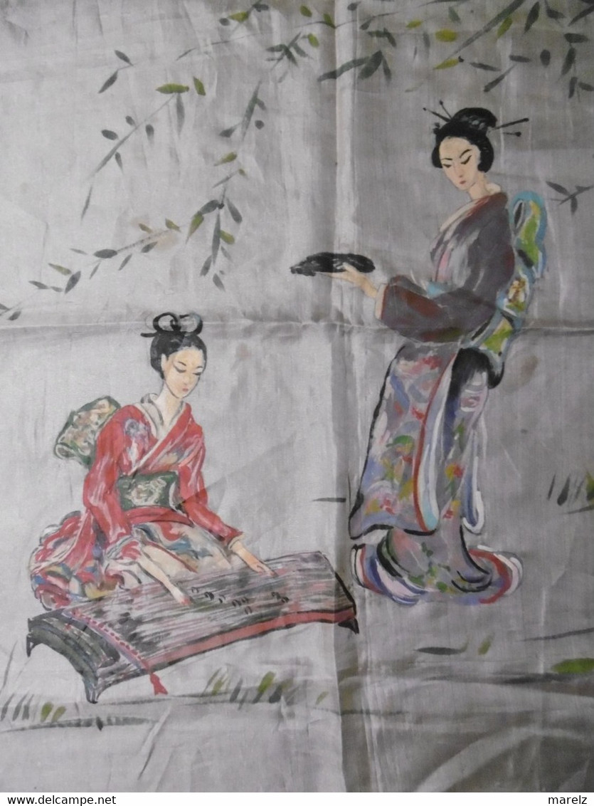 Foulard Peinture Sur Soie Signé, Motif Japonisant Japon Chine Motif Asiatique : Belles Femmes GEISHA - Foulards