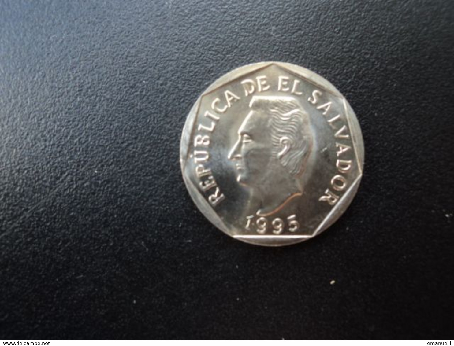 EL SALVADOR * : 10 CENTAVOS   1995 (c)   KM 155b        NON CIRCULÉE  ** - El Salvador