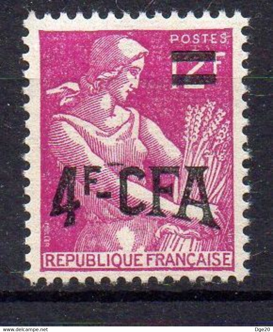 REUNION (  POSTE ) : Y&T  N°  333  TIMBRE  NEUF  SANS  TRACE  DE  CHARNIERE .  A  SAISIR . - Unused Stamps