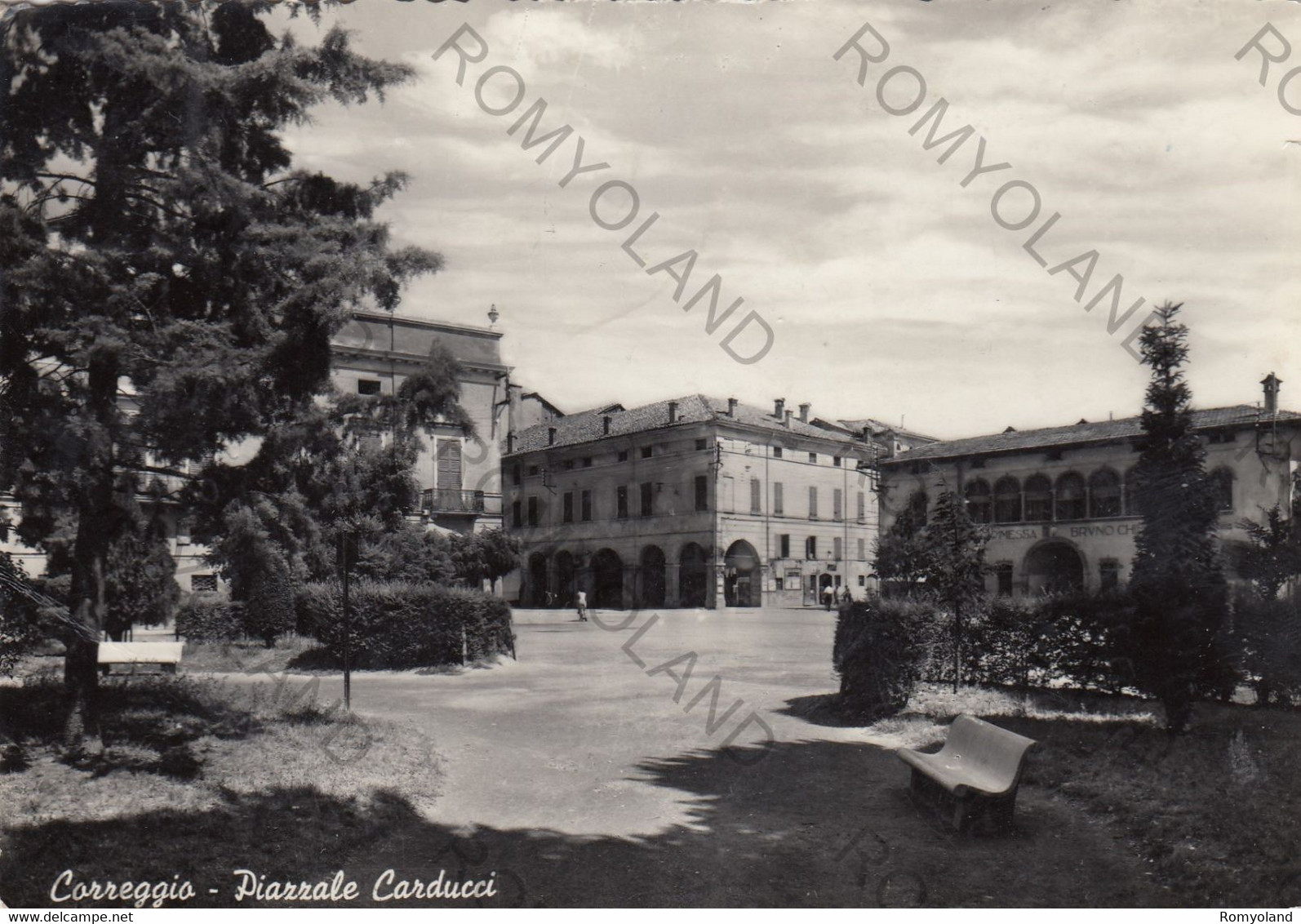 CARTOLINA  CORREGGIO,REGGIO EMILIA,EMILIA ROMAGNA,PIAZZALE CARDUCCI,MEMORIA,STORIA,BELLA ITALIA,VIAGGIATA 1955 - Reggio Nell'Emilia