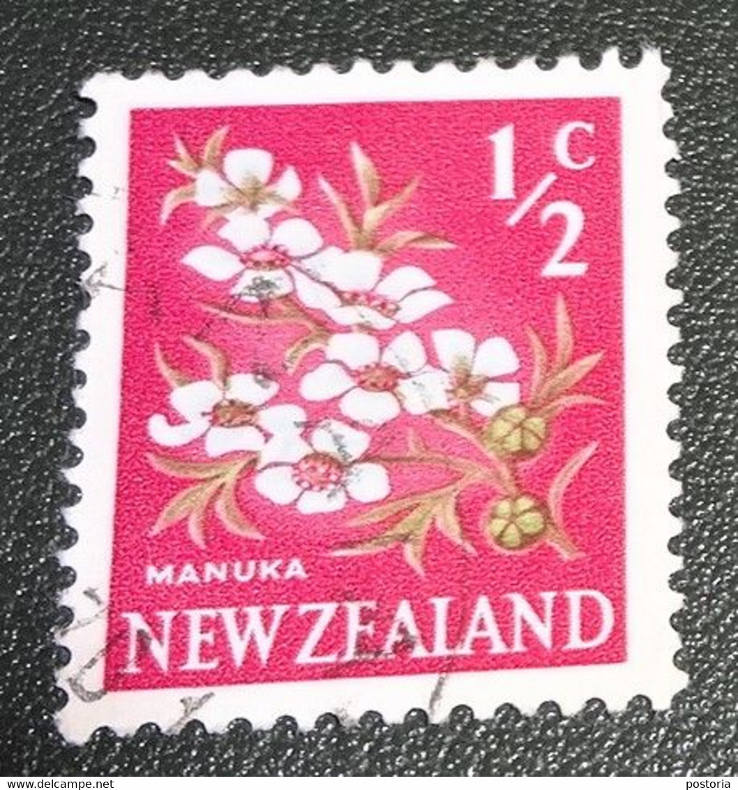 Nieuw-Zeeland - 1960 - Gebruikt  - Used - Frankeerzegel - Manuka - 0,5c - Gebruikt