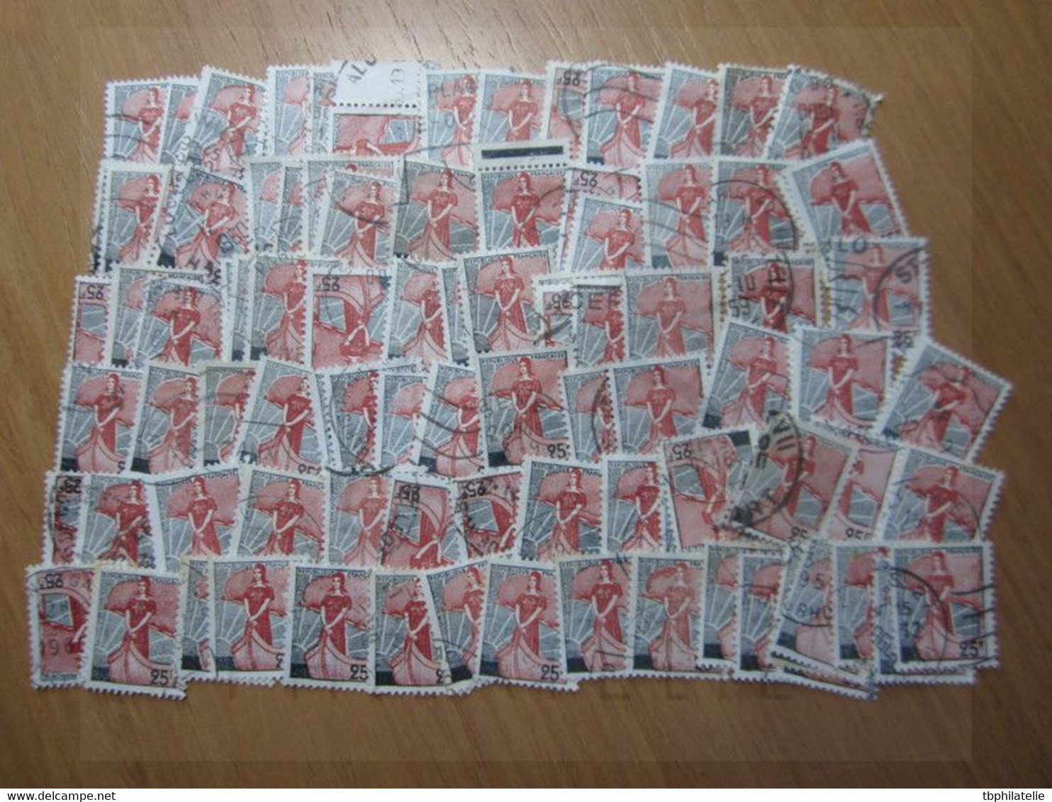 VEND LOT DE 100 TIMBRES DE FRANCE N° 1216 , POUR ETUDES !!! (b) - 1959-1960 Marianne In Een Sloep