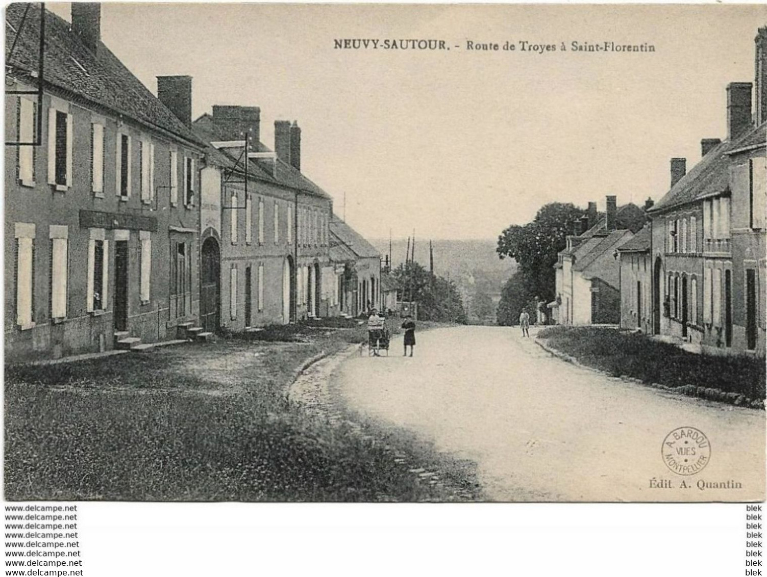 89 : Yonne :  Neuvy Sautour : Route De Troyes . - Neuvy Sautour