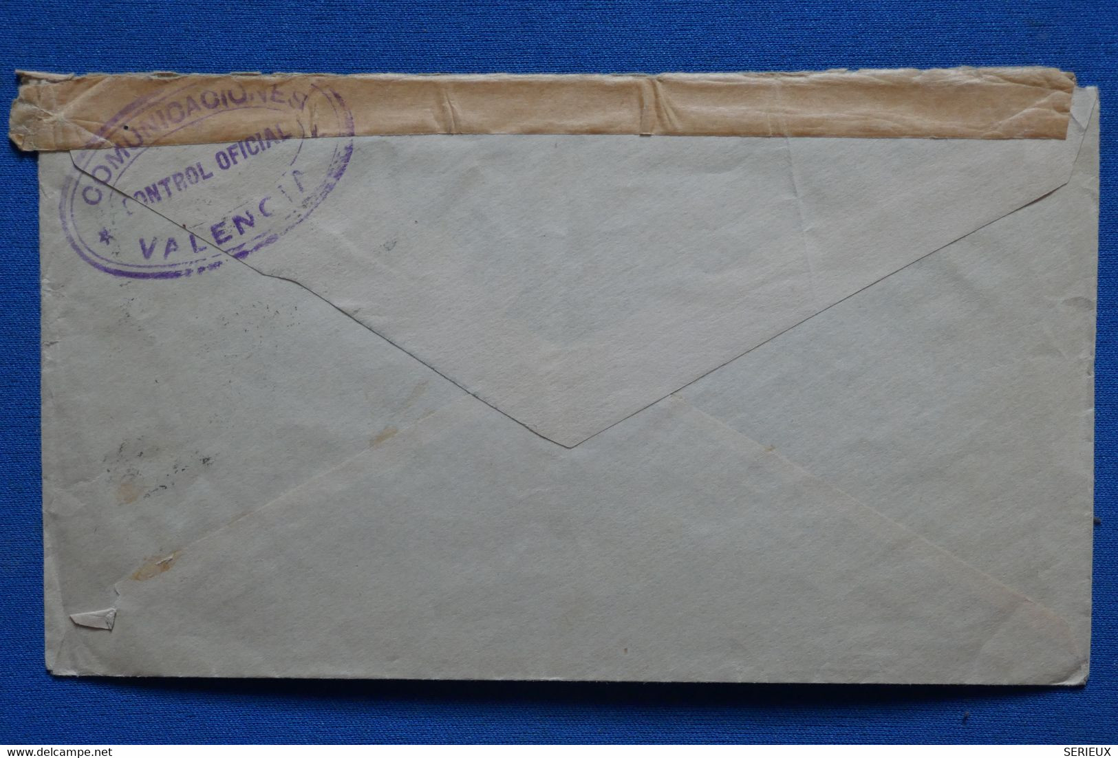 AA9  ESPANA  BELLE LETTRE CENSUREE  1943 VALENCIA POUR SURREY GB + AFFRANCH. INTERESSANT - Marques De Censures Nationalistes