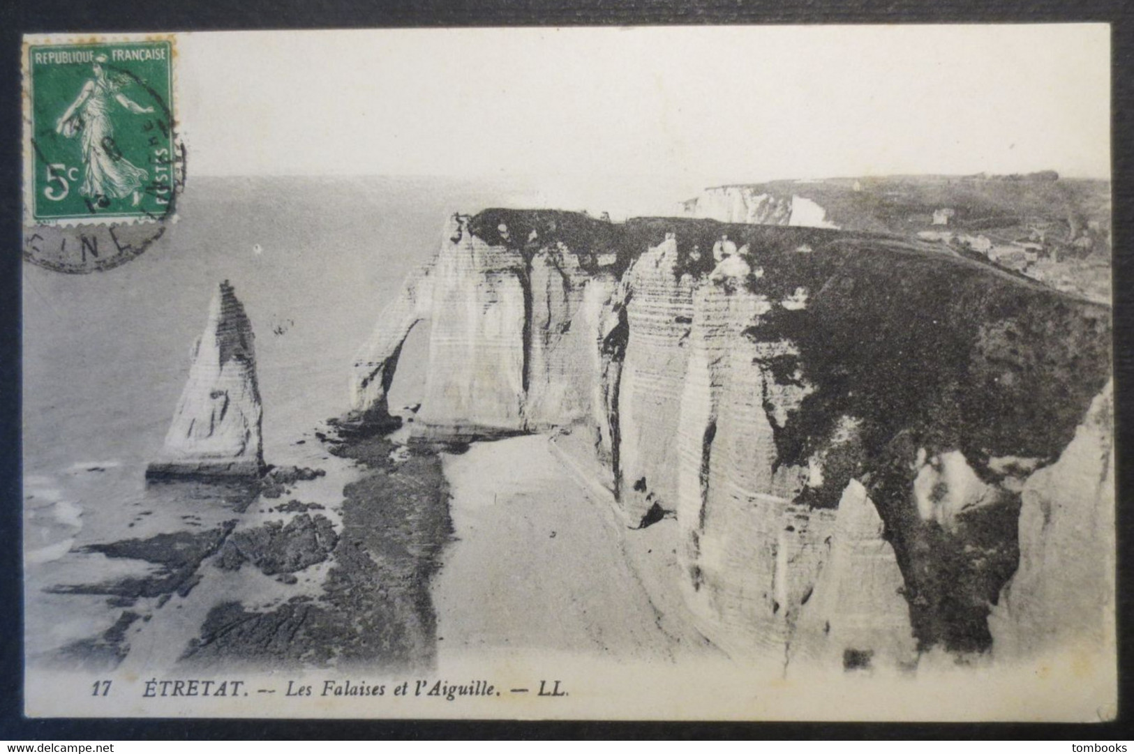 76 - Seine - Maritime - Etretat - lot de 42 CPA - en bon état -