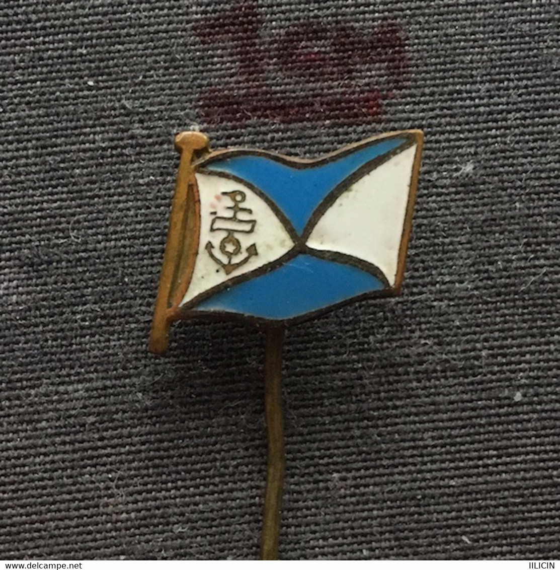 Badge Pin ZN006413 - UFO Rowing / Kayak / Canoe / Swimming - Rowing