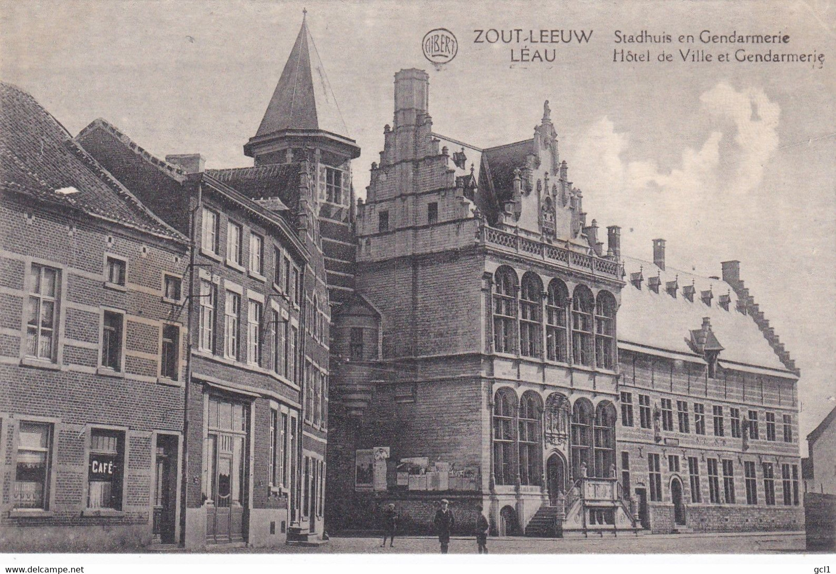 Zoutleeuw - Stadhuis En Gendarmerie - Zoutleeuw