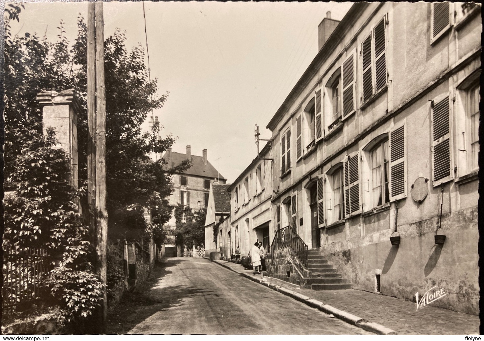 St Sauveur En Puisaye - La Rue Des Vignes - Maison Natale De L’écrivain Colette - Saint Sauveur En Puisaye