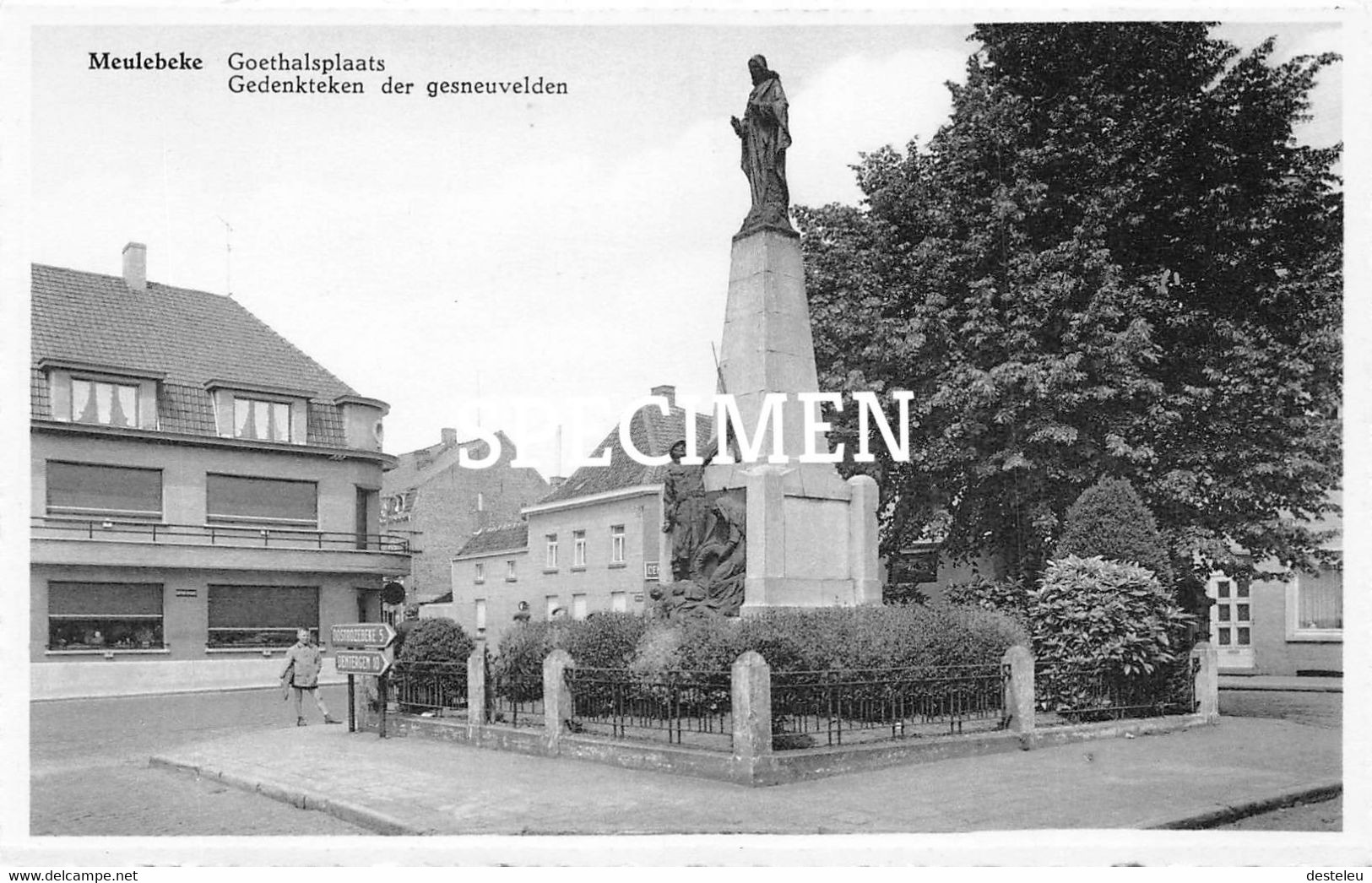 Goethalsplaats Gedenkteken Der Gesneuvelden - Meulebeke - Meulebeke