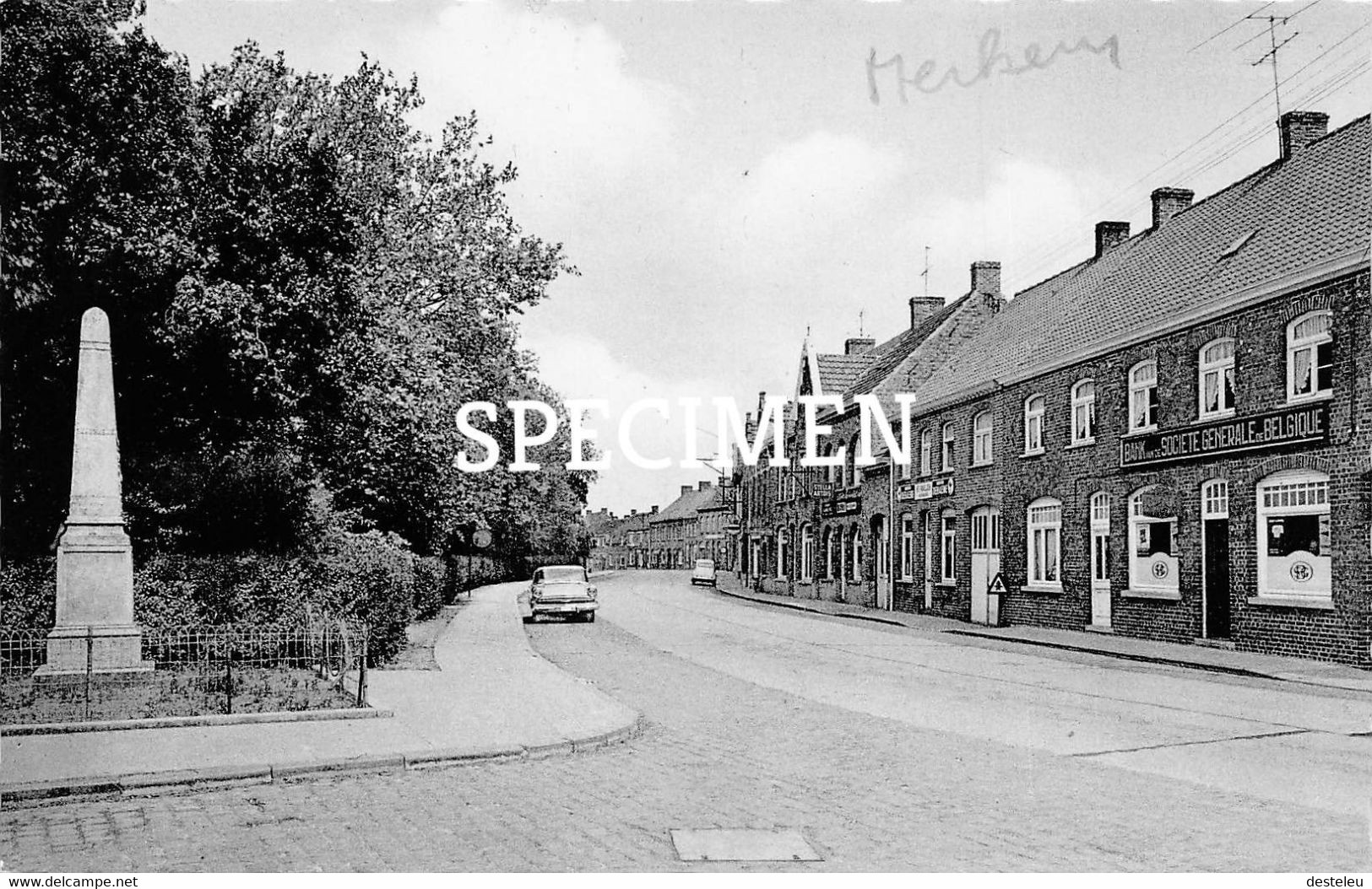 Westbroekstraat En 19de Linie Monument - Merkem - Houthulst