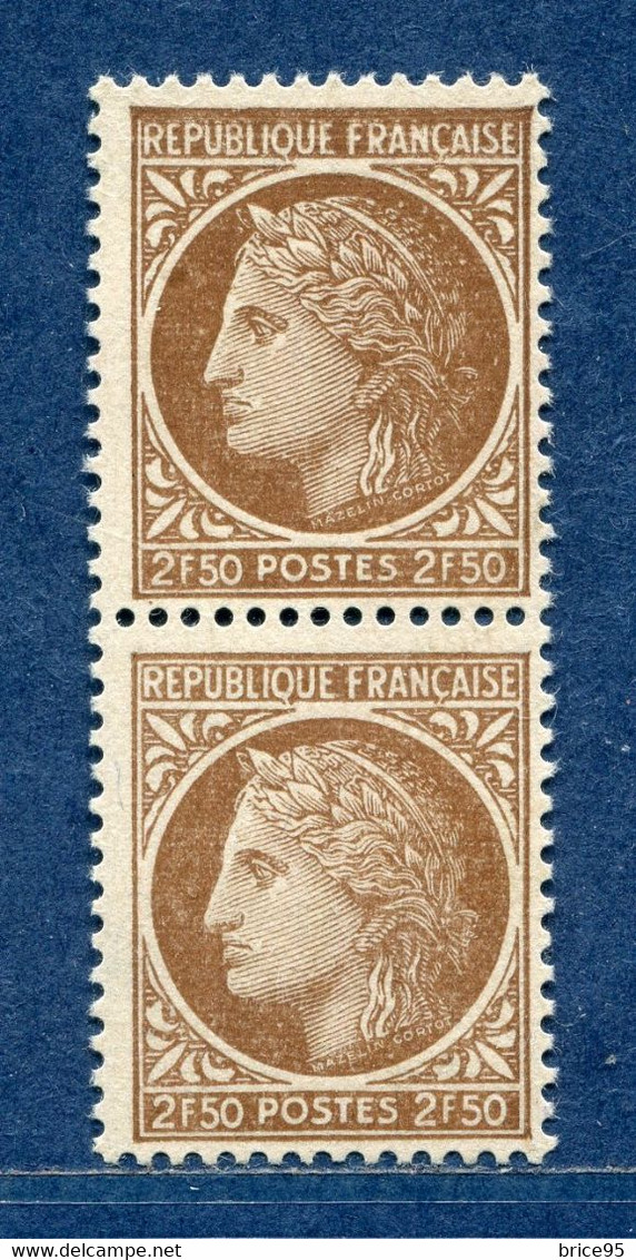 ⭐ France - Variété - YT N° 681 - Couleurs - Pétouilles - Neuf Sans Charnière - 1945 ⭐ - Unused Stamps