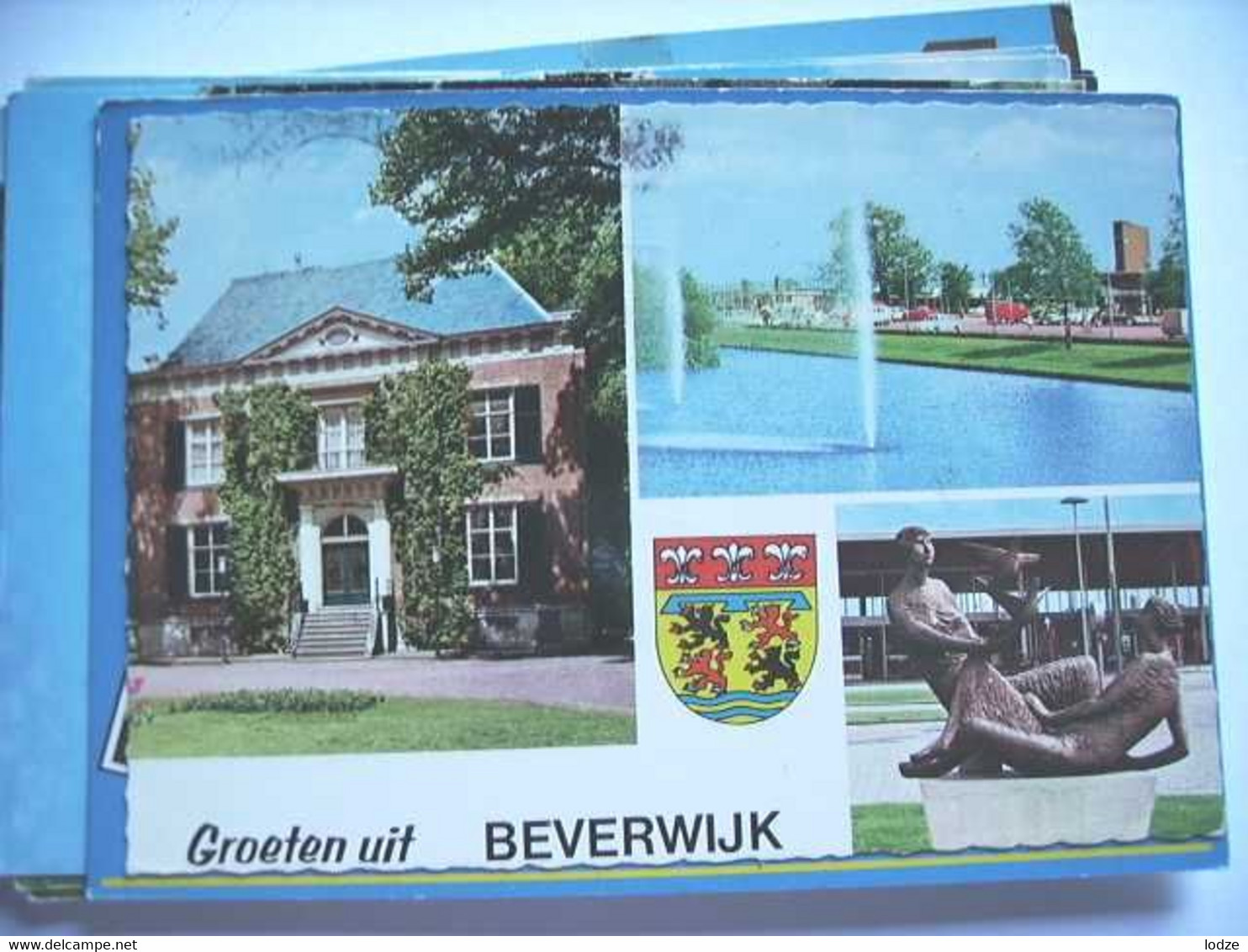 Nederland Holland Pays Bas Beverwijk Met Fontein, Wapen En Standbeeld - Beverwijk