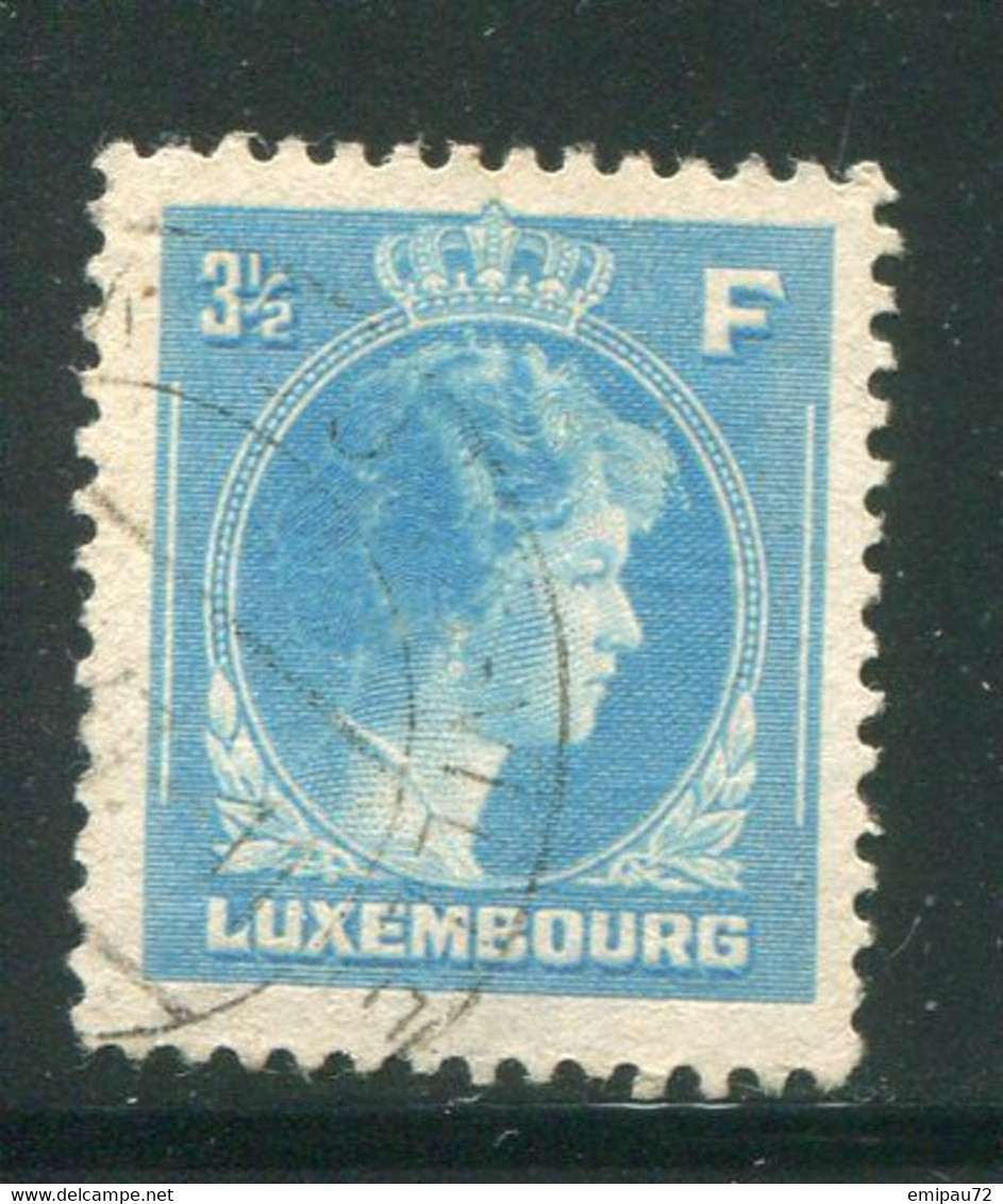 LUXEMBOURG- Y&T N°352- Oblitéré - 1944 Charlotte Right-hand Side