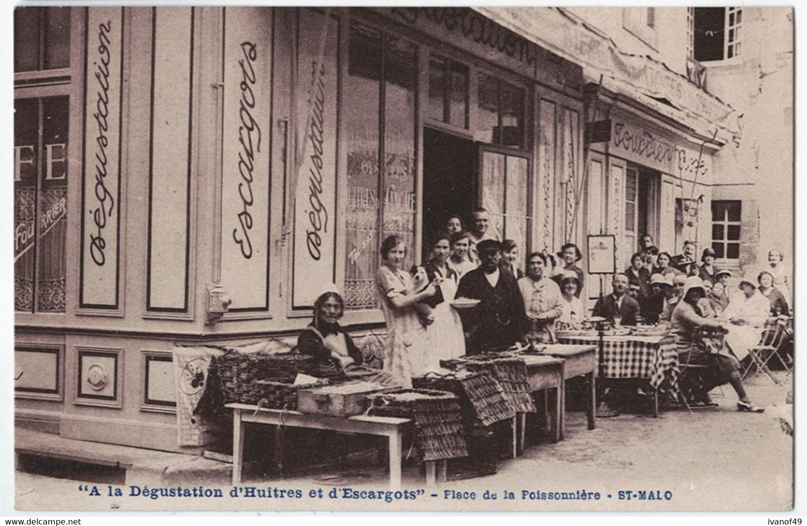 "A La Dégustation D' Huîtres Et D' Escargots" - Place De La Poissonnière - St MALO - Restaurants