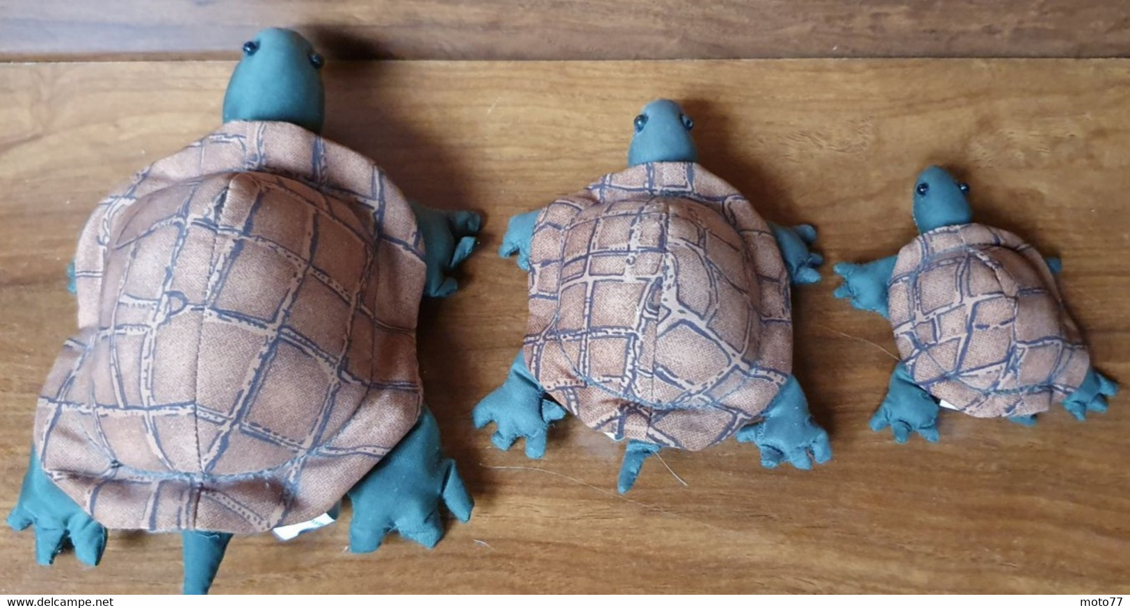 Lot 3 TORTUES synthétique - Peluche Jouet - Très bon état - Pour collection et non pour enfant en bas age - vers 2000