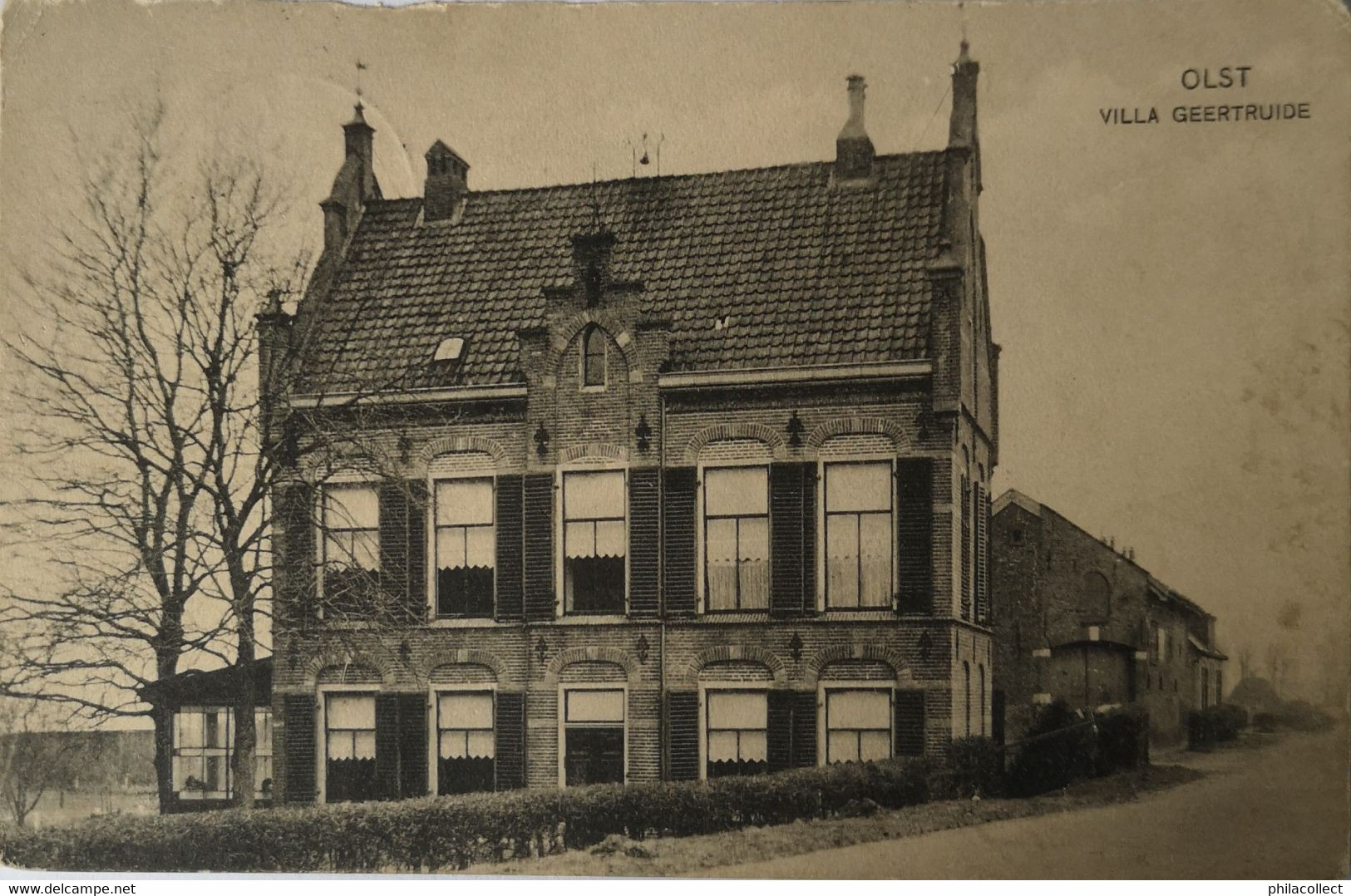 Olst (Ov.) Villa Geertruide 1920 Hoekjes En Bovenrand Lichte Defecten - Altri & Non Classificati