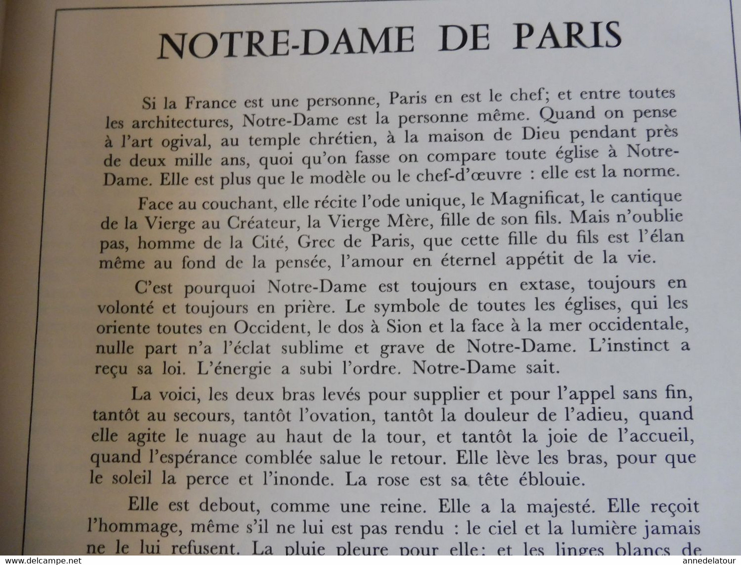 PARIS 1975 LA FRANCE À TABLE:Notre-Dame-de-Paris ;Le berceau de Paris; Le cœur du Paris de jadis; Gourmandises de Lutèce