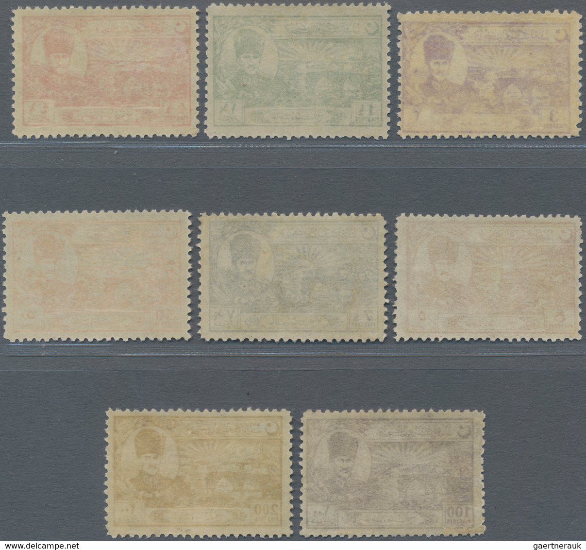 Türkei: 1924 'Peace Of Lausanne' Complete Set Of Eight, Mint Never Hinged, The 7½pi. With A Toned Pe - Unused Stamps