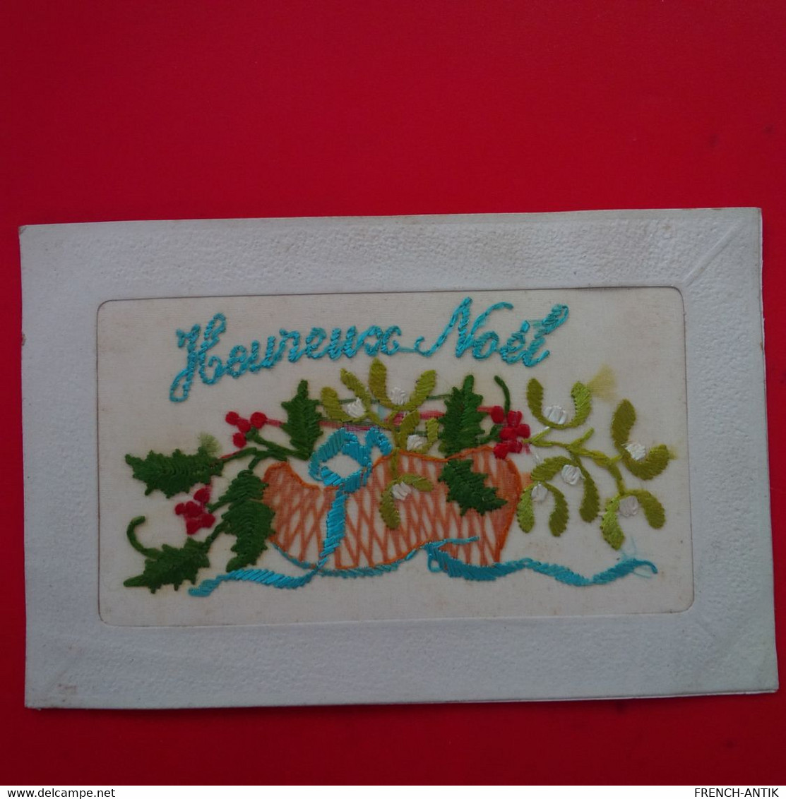 BRODEE HEUREUX NOEL - Embroidered