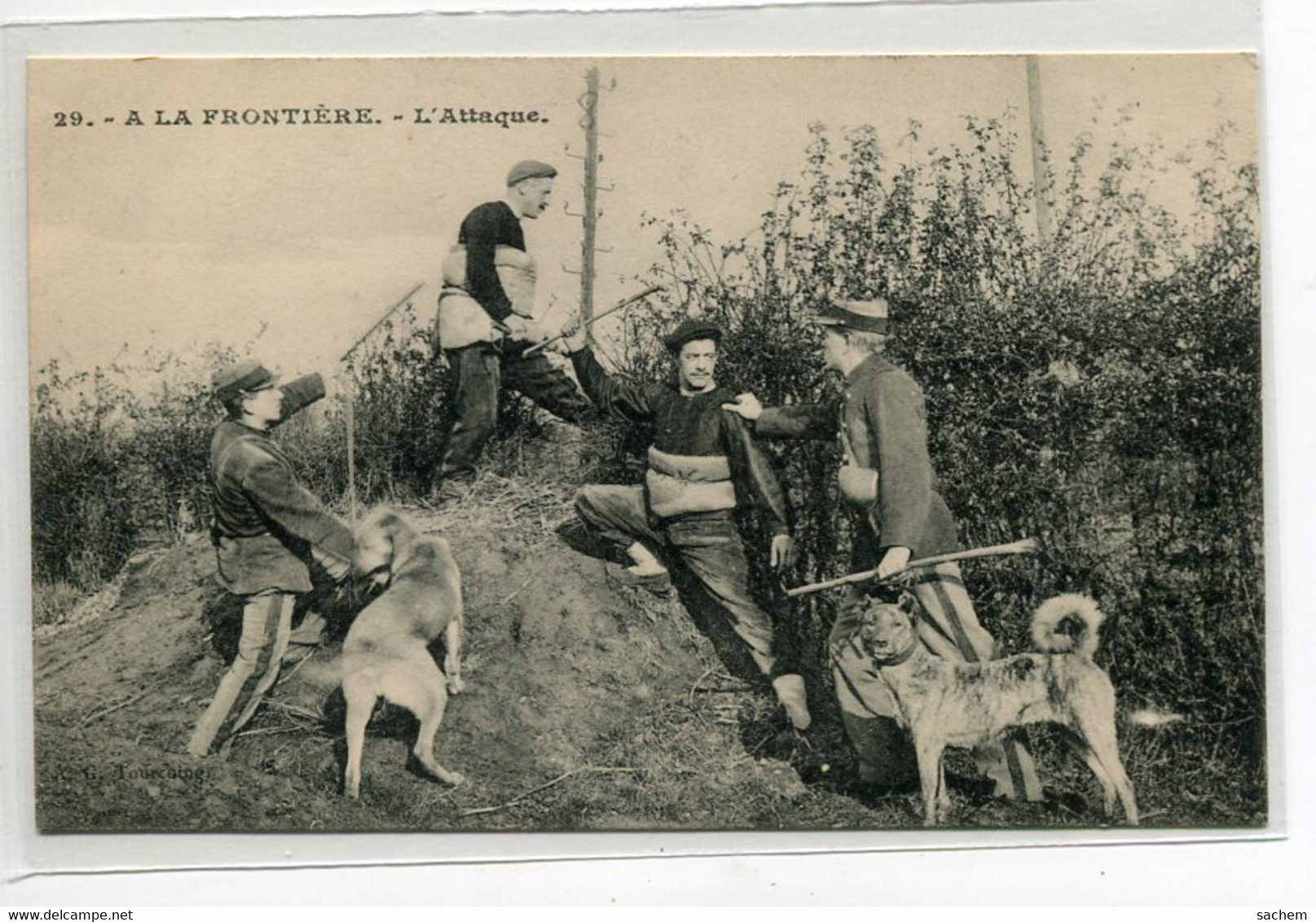 59 Douane T Douaniers  Et Chiens  Arrestation  A La Frontiere L'Attaque  1910-   No 29 Edit A.G Tourcoing  D13 2019 - Autres & Non Classés