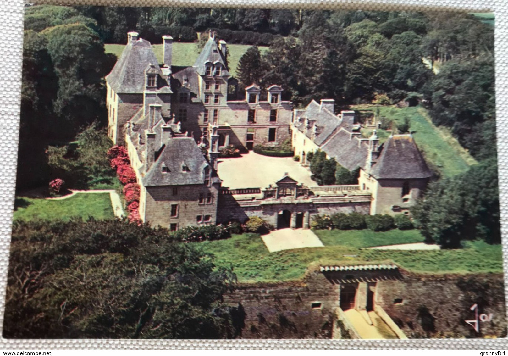 29 Saint Vougay Chateau De Kerjean - Saint-Vougay