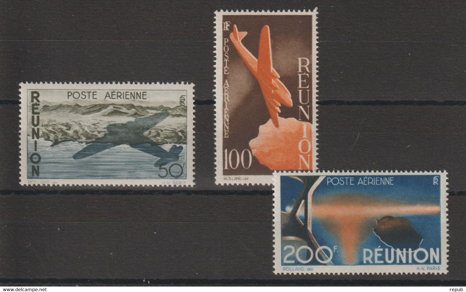 Réunion 1947 Série Courante PA 42-44 3 Val * Charnière Infime MH - Posta Aerea