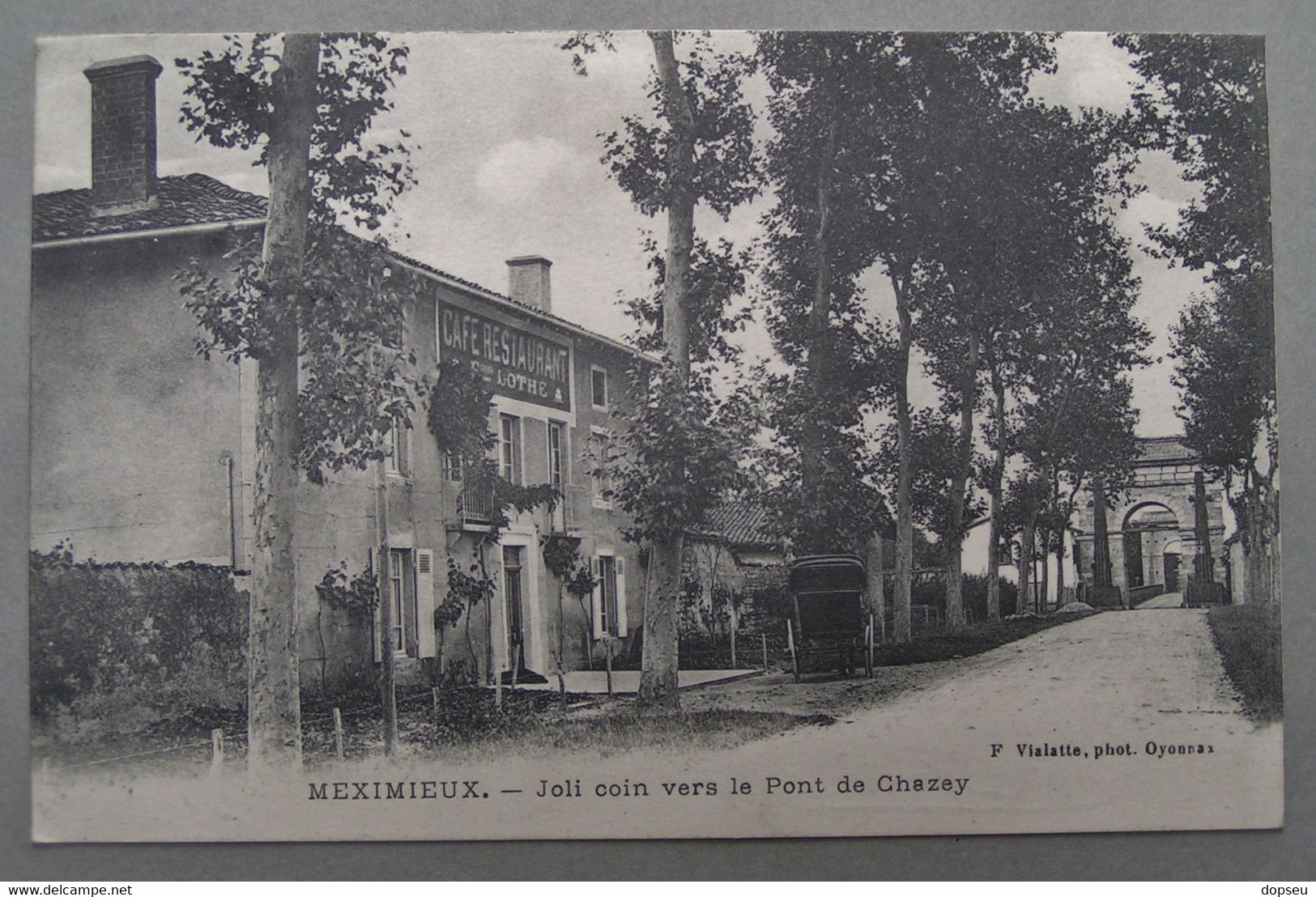 01 MEXIMIEUX Joli Coin Vers Le Pont De Chazey, Café Lothe - Non Classificati