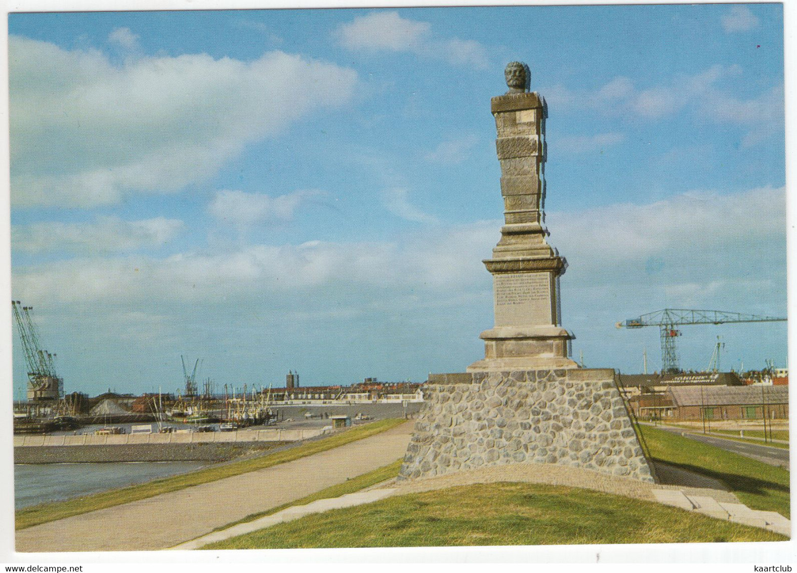 Harlingen - De 'Stenen Man' Op De Zeedijk  - (Friesland, Nederland) - Nr. L 1063 - Harlingen