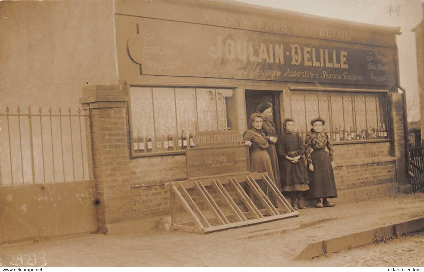 Villeneuve-Triage     94       Joulain-Delille. Grossiste En Vins. 89 Av De Choisy  Carte Photo D'amateur    (voir Scan) - Villeneuve Saint Georges