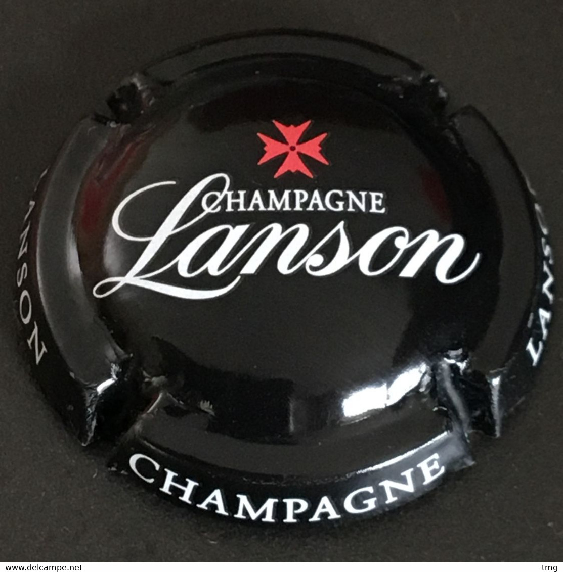 97 - 111d - Lanson Noir (champagne Lanson Sur Contour) Capsule De Champagne - Lanson