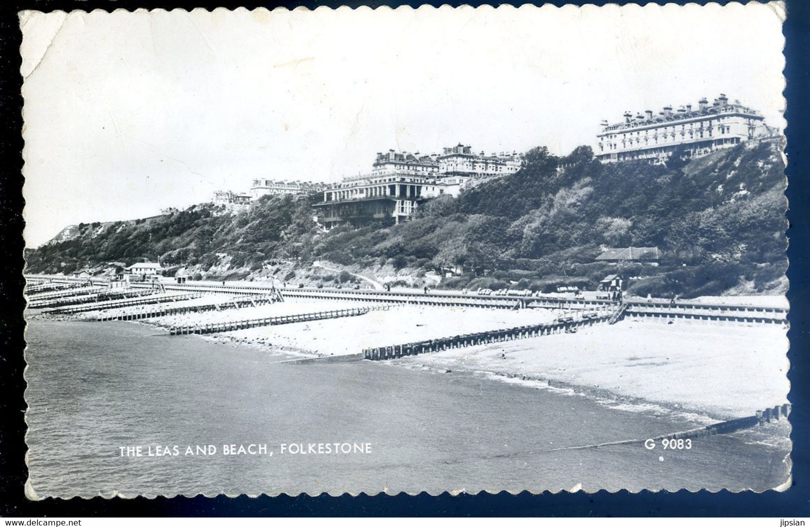 Cpa Angleterre Kent Folkestone The Leas And Beach    SPT21-04 - Folkestone