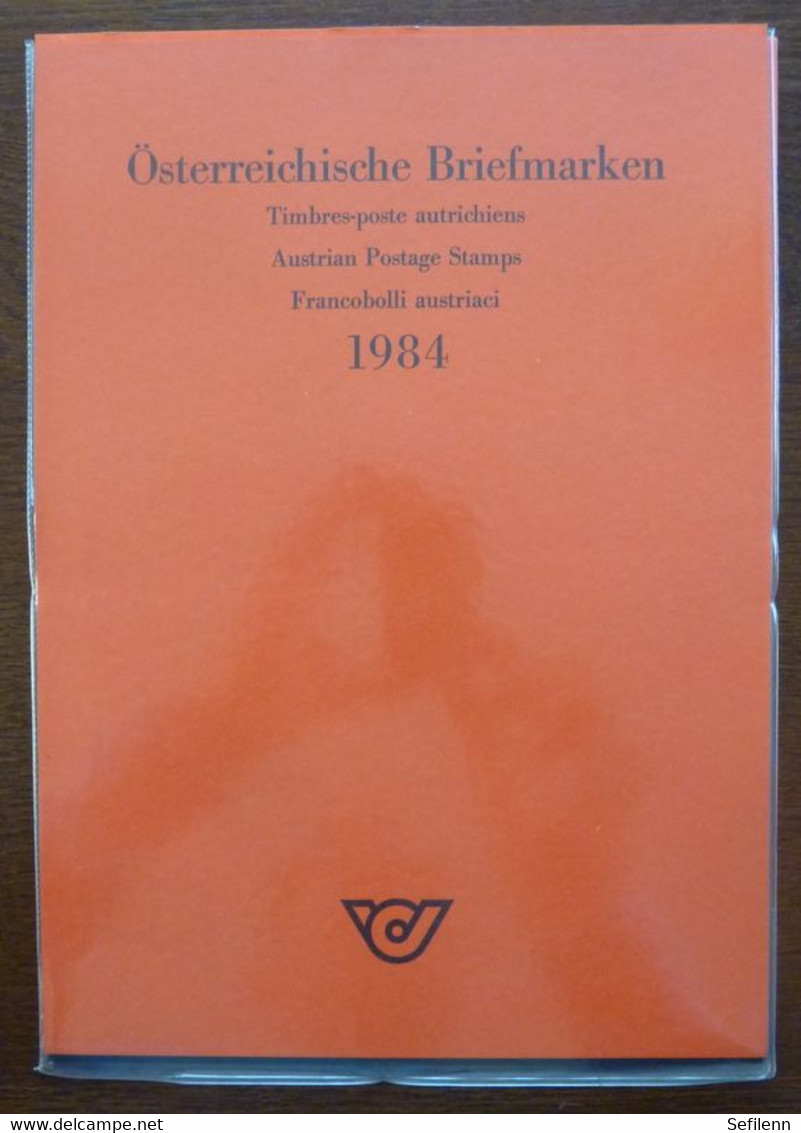 Österreich/Austria/Oostenrijk/Francobolli austriaci/Timbres-poste autrichiens yearsets 1984-2001