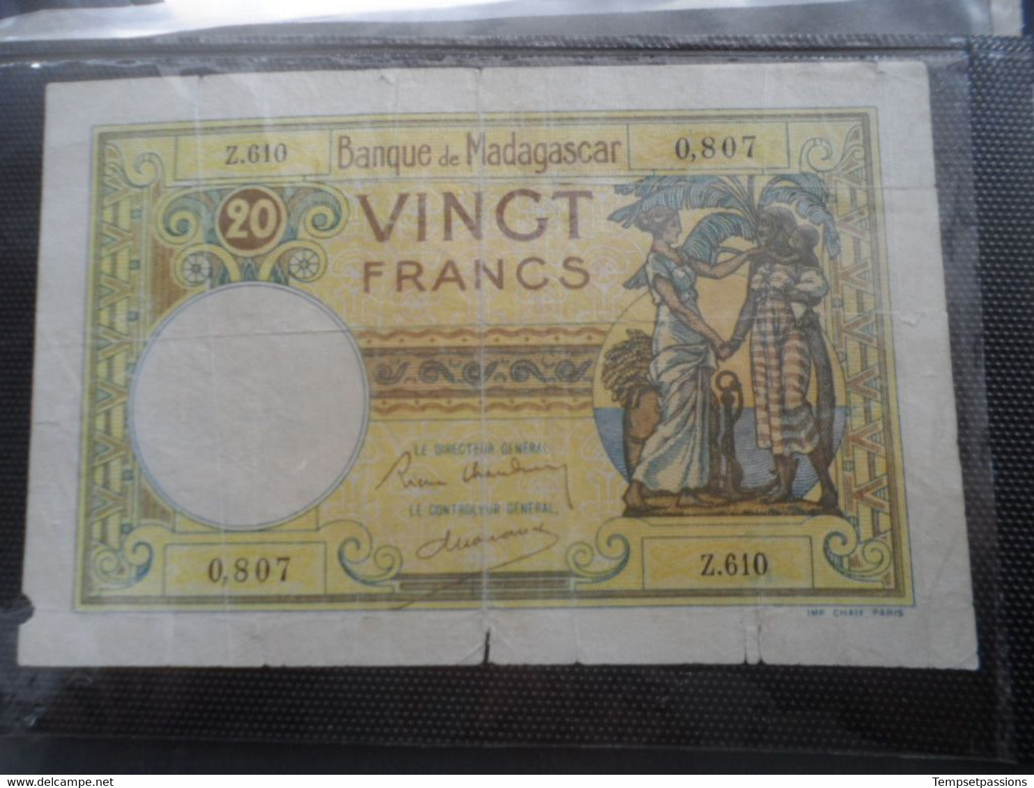 MADAGASCAR  BILLET DE 20 FRANCS 1937 RARE MAIS BIEN Circulé - Madagascar