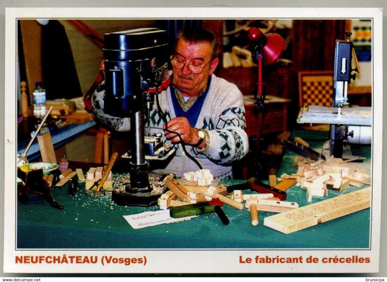NEUFCHATEAU CPM Fabricant De Crécelles, 1999, Tirage 500 - Neufchateau