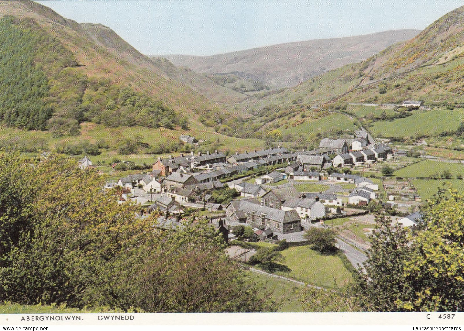 Postcard Abergynolwyn  My Ref B25313 - Merionethshire