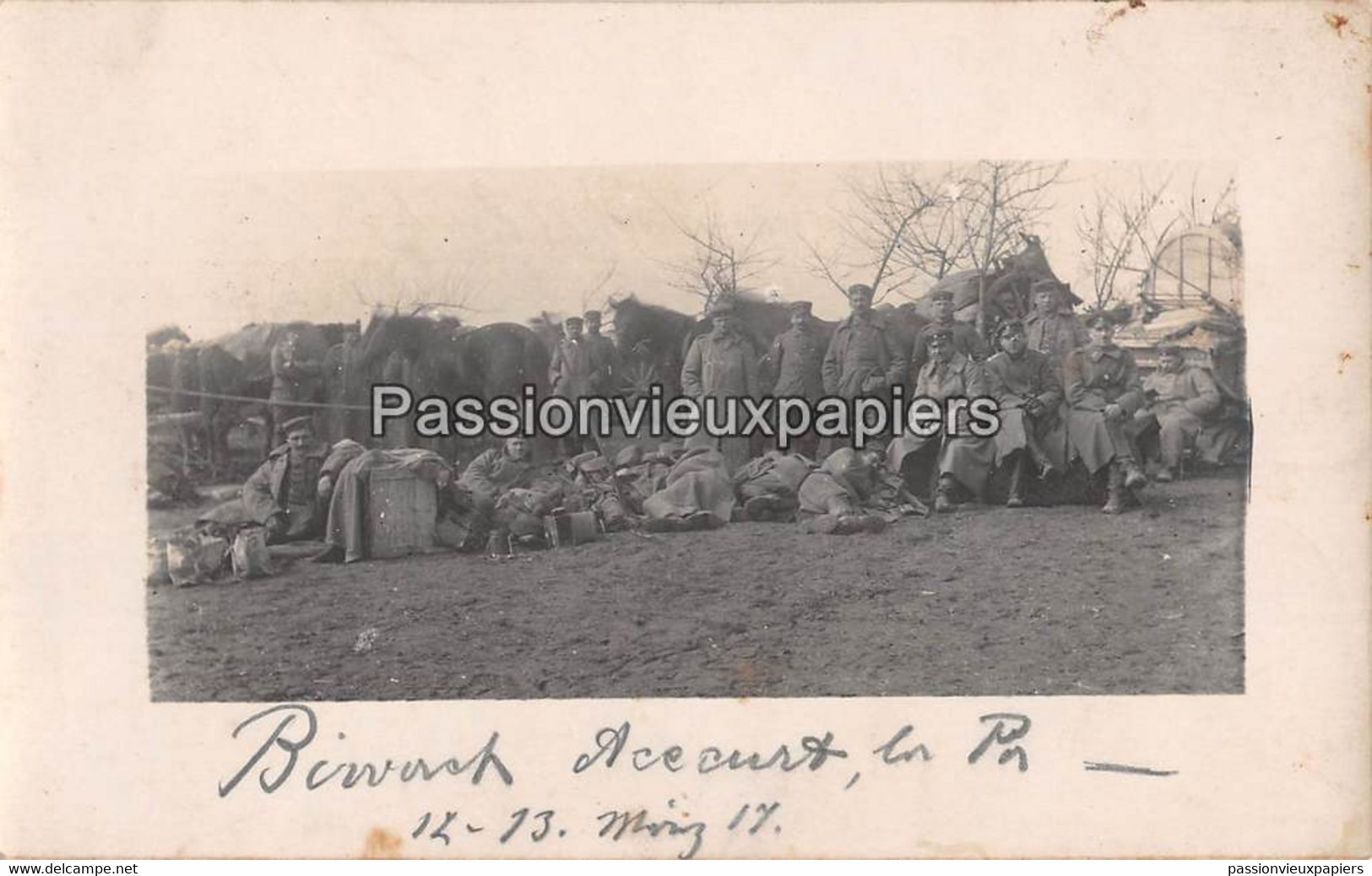 CARTE PHOTO ALLEMANDE AIZECOURT LE BAS 1917 BIVOUAC (SOLDATS MATERIEL) - Other & Unclassified