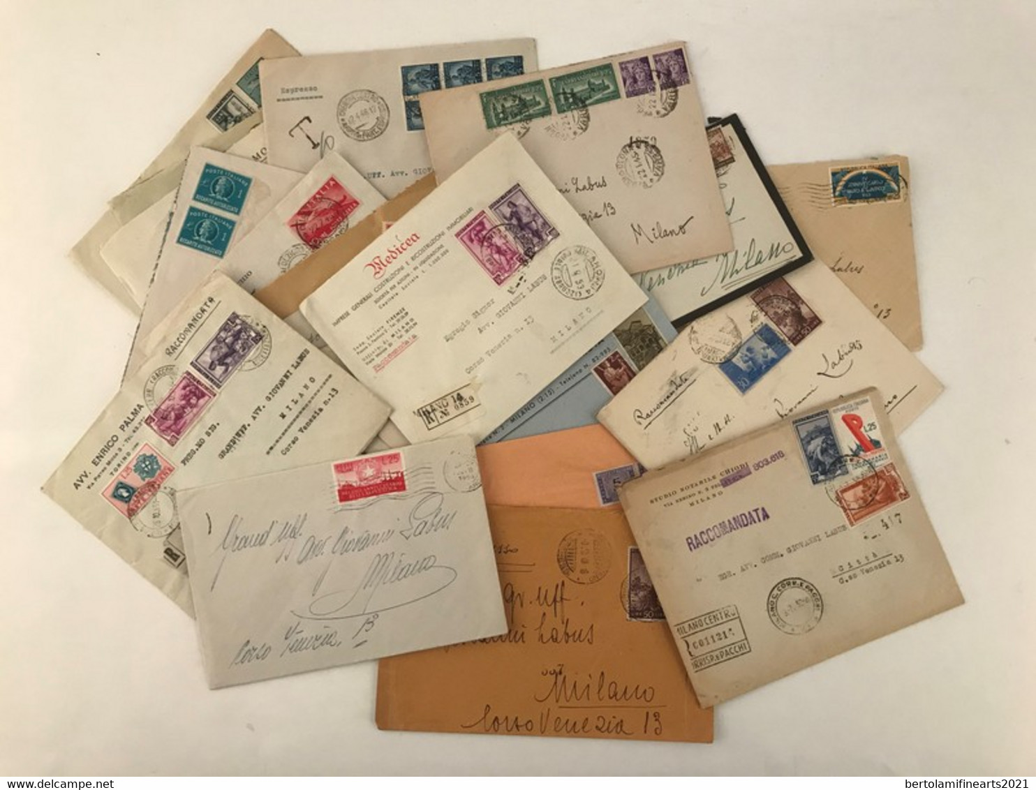 Italia, Accumulo Di Storia Postale Repubblica, Principalmente Periodo Ruota (notati Numerosi Usi Isolati). - Collections