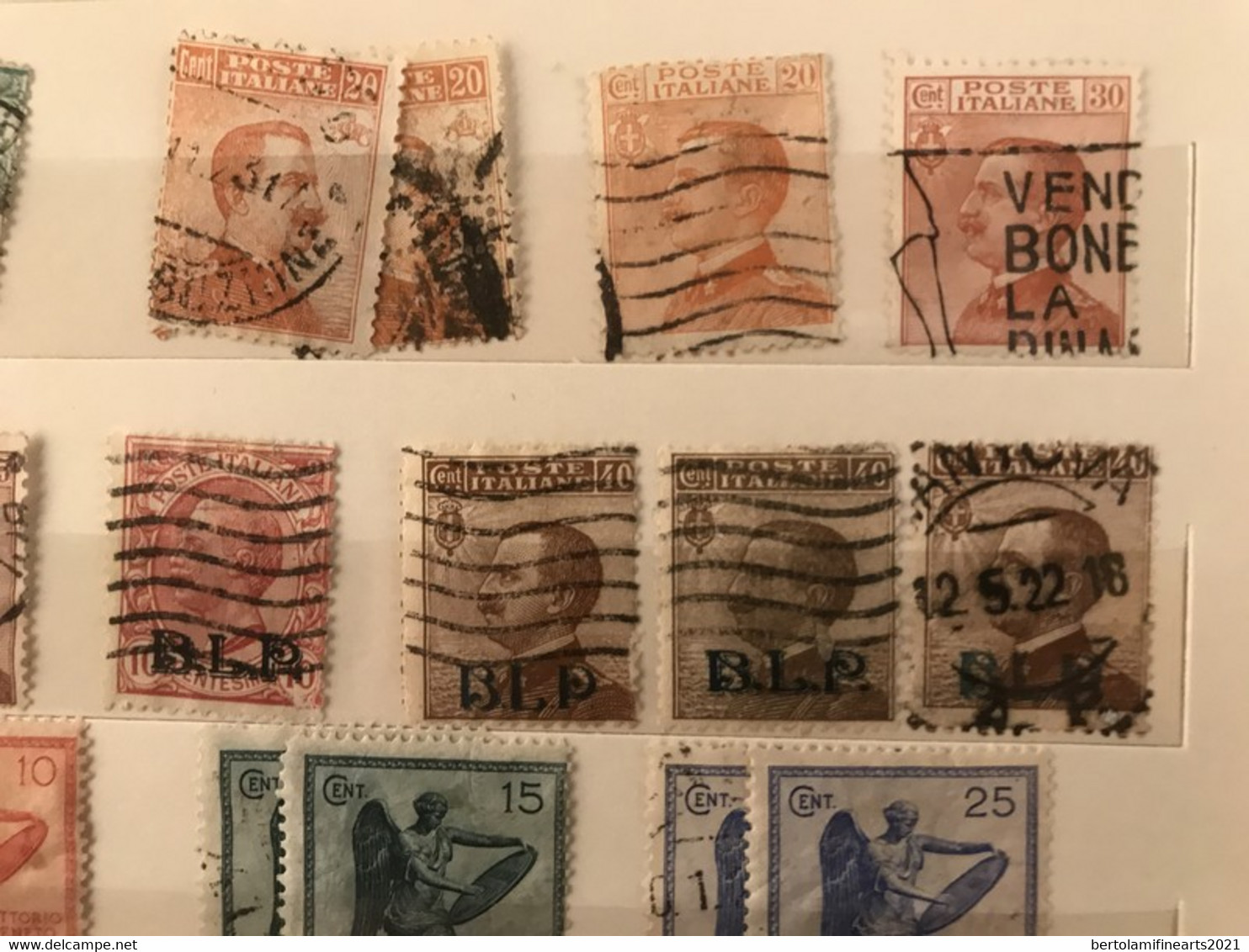 Italia, Collezione Italia Montata Su 8 Album A Listelli. - Collections