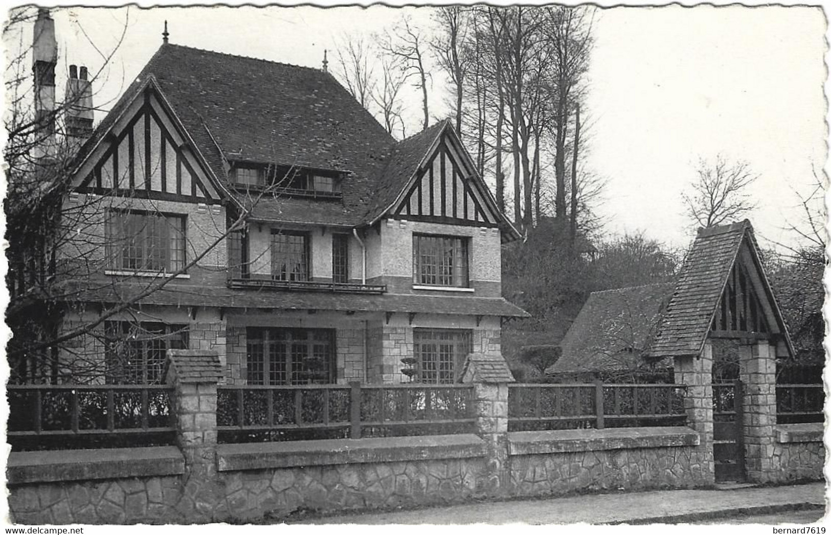 76   Fontaine Le  Dun  -   Une Villa Route De Veules - Fontaine Le Dun