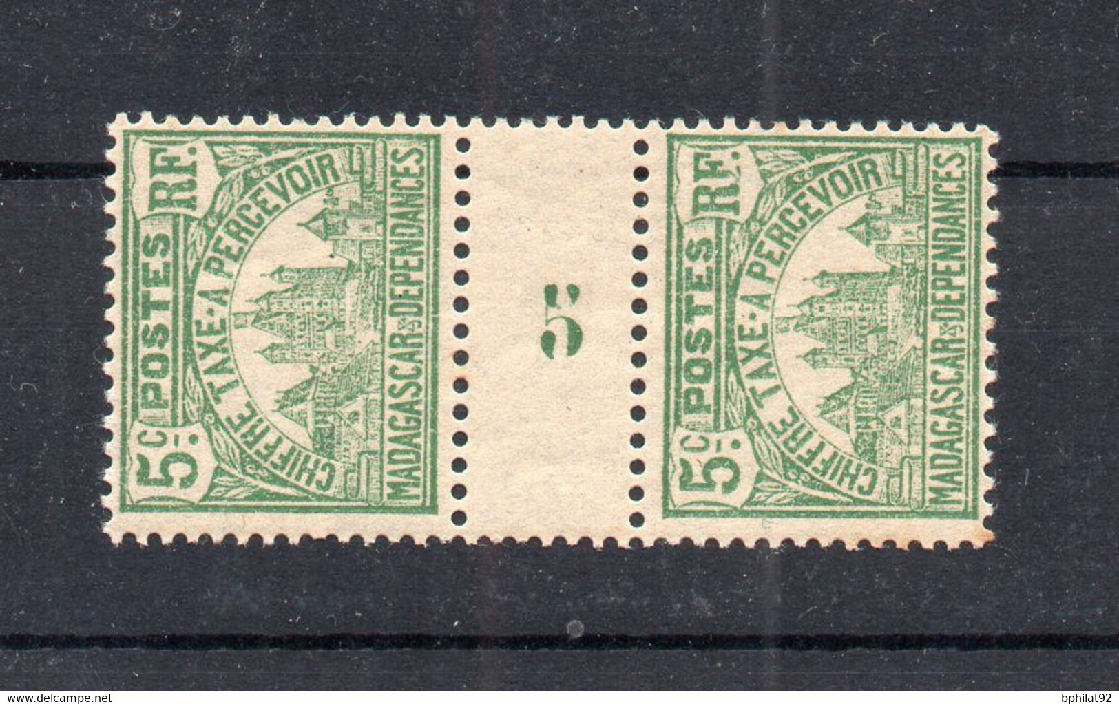 !!! MADAGASCAR, PAIRE DE LA TAXE N°10 AVEC MILLESIME 7 NEUVE ** - Timbres-taxe