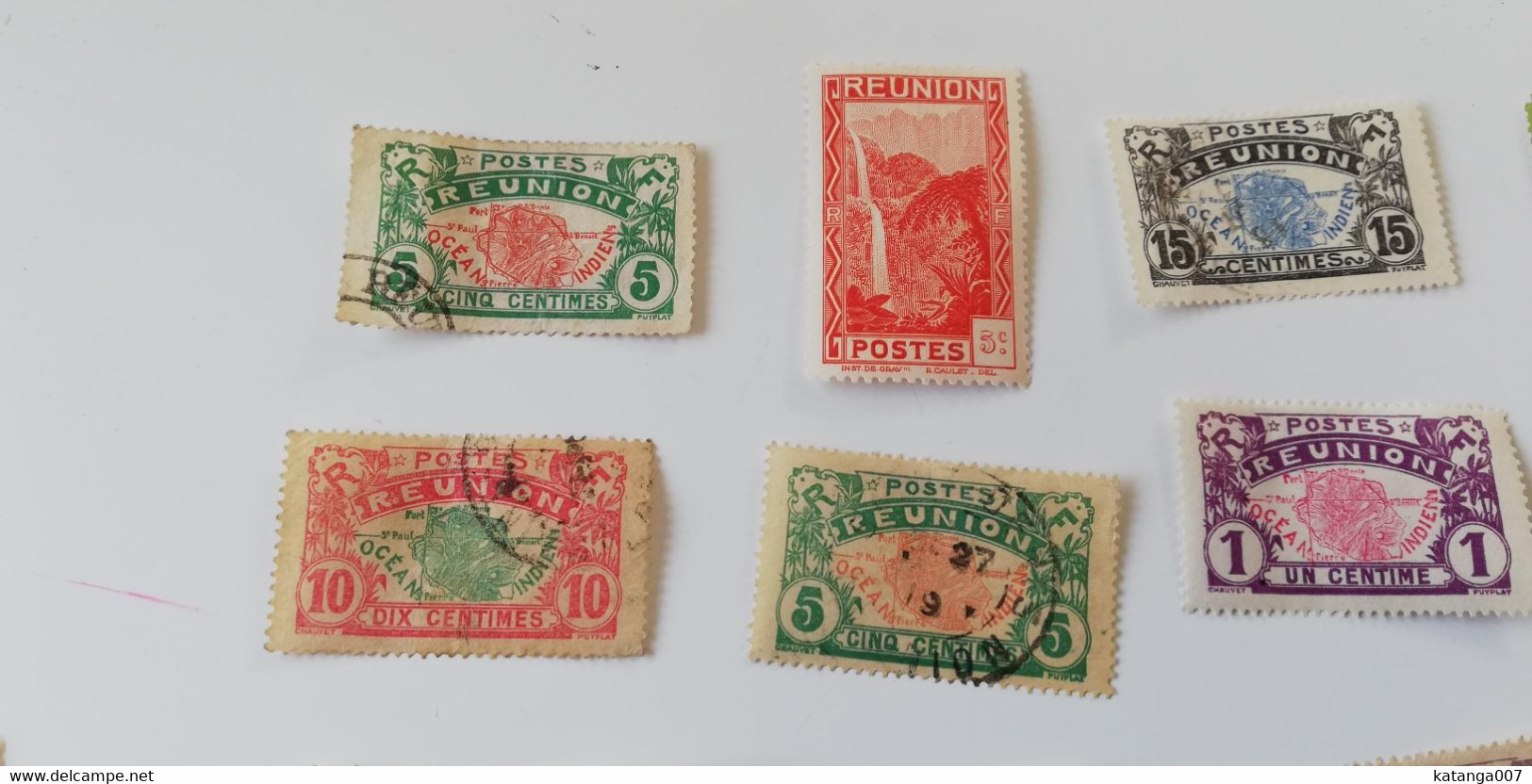 LOT DE 33 TIMBRES  COLONIE FRANCAISE - ILE DE LA REUNION  - FRANCE - 26 - Otros & Sin Clasificación