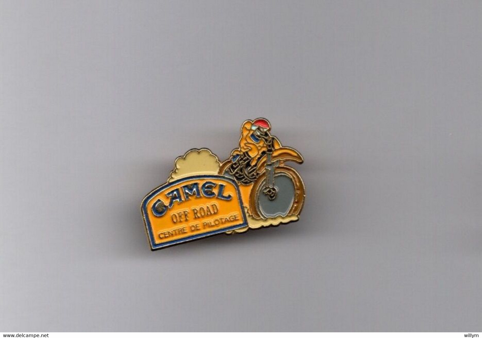 Pin's Rallye Camel - Off Road / Moto - Centre De Pilotage - Automobile - F1