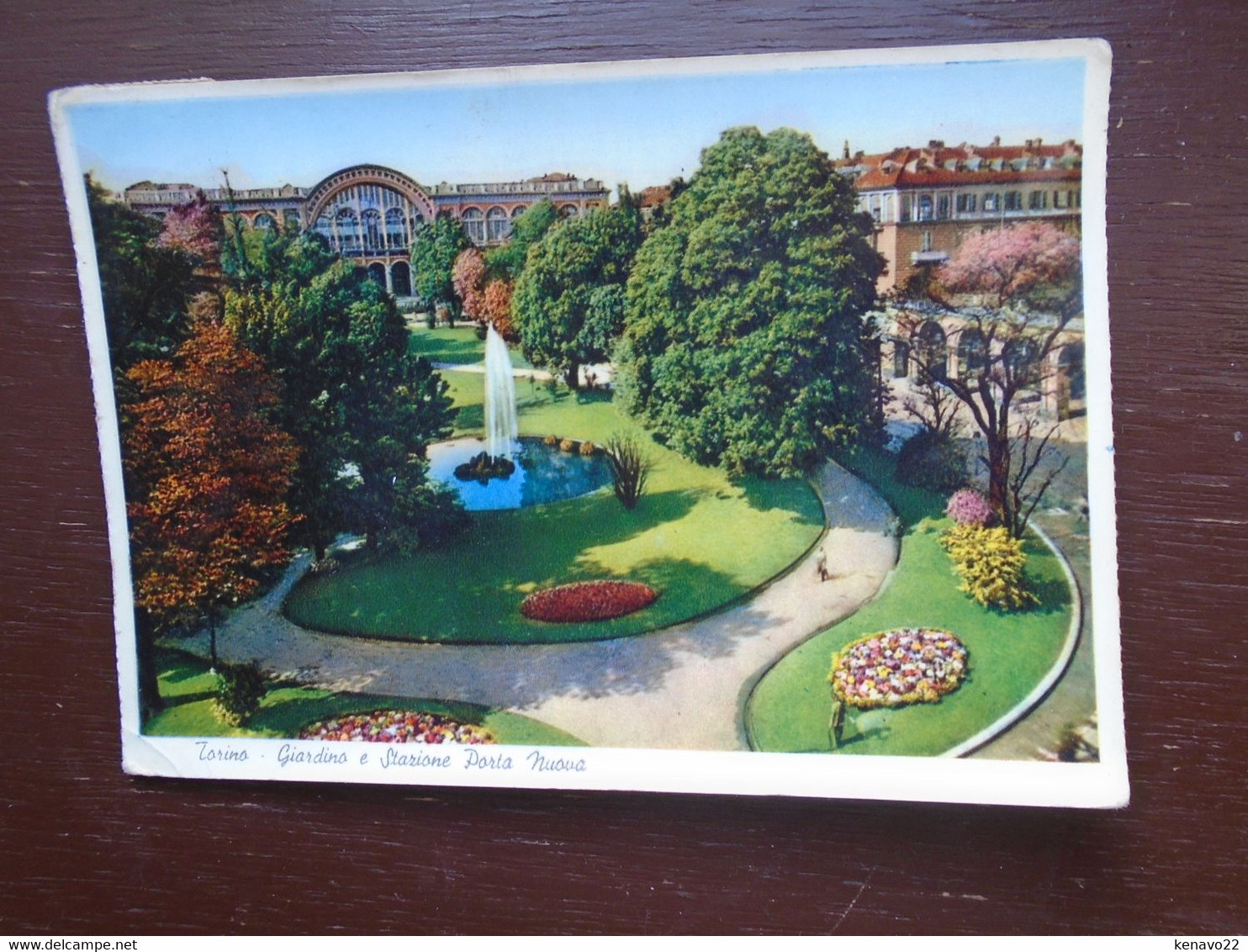 Italie , Torino , Giardino E Stazione Porta Nuova "" Beaux Timbre Et Cachets "" - Parks & Gärten