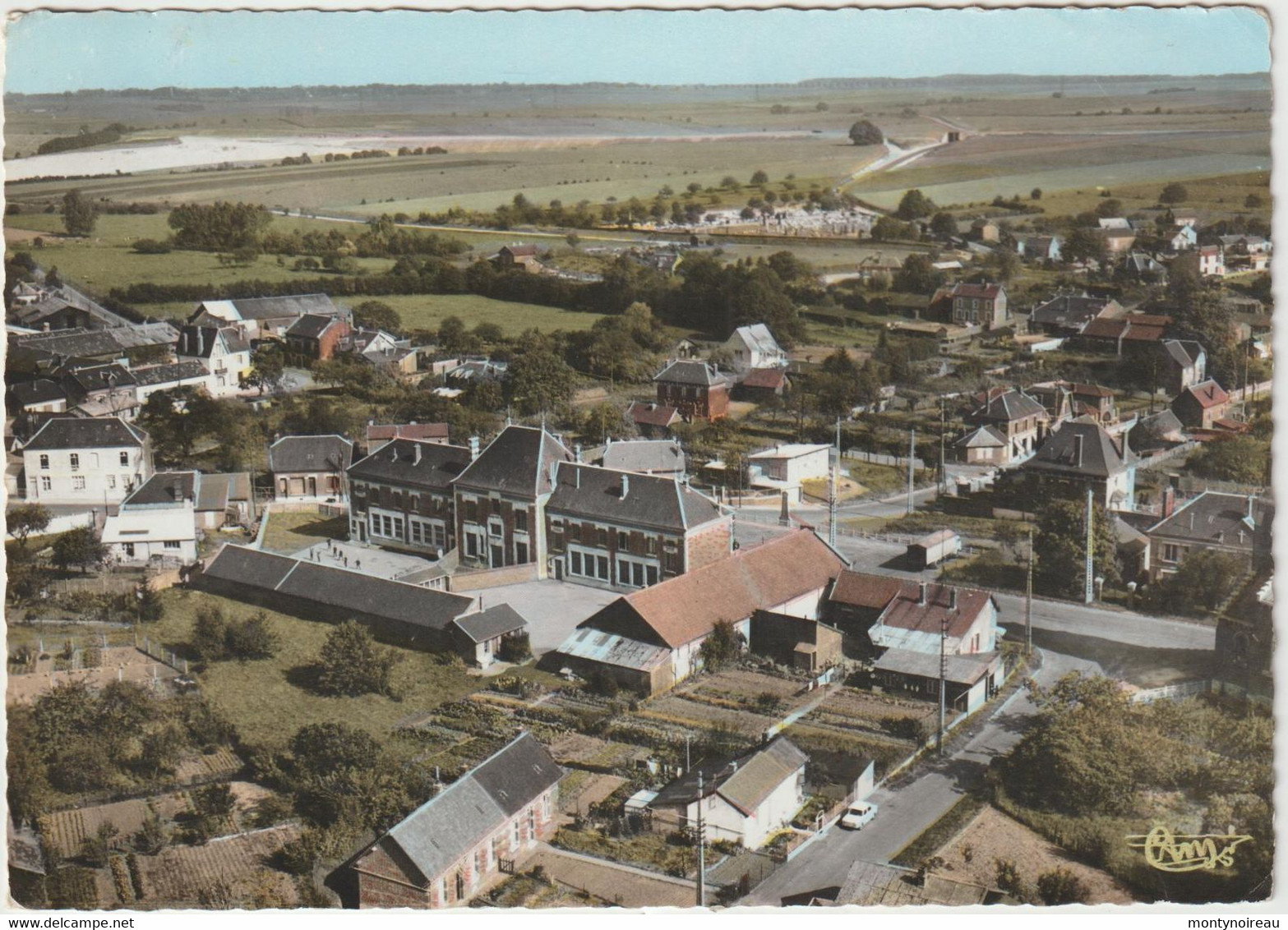 Somme :  COMBLES  : Vue  Aérienne  1967, Cim - Combles