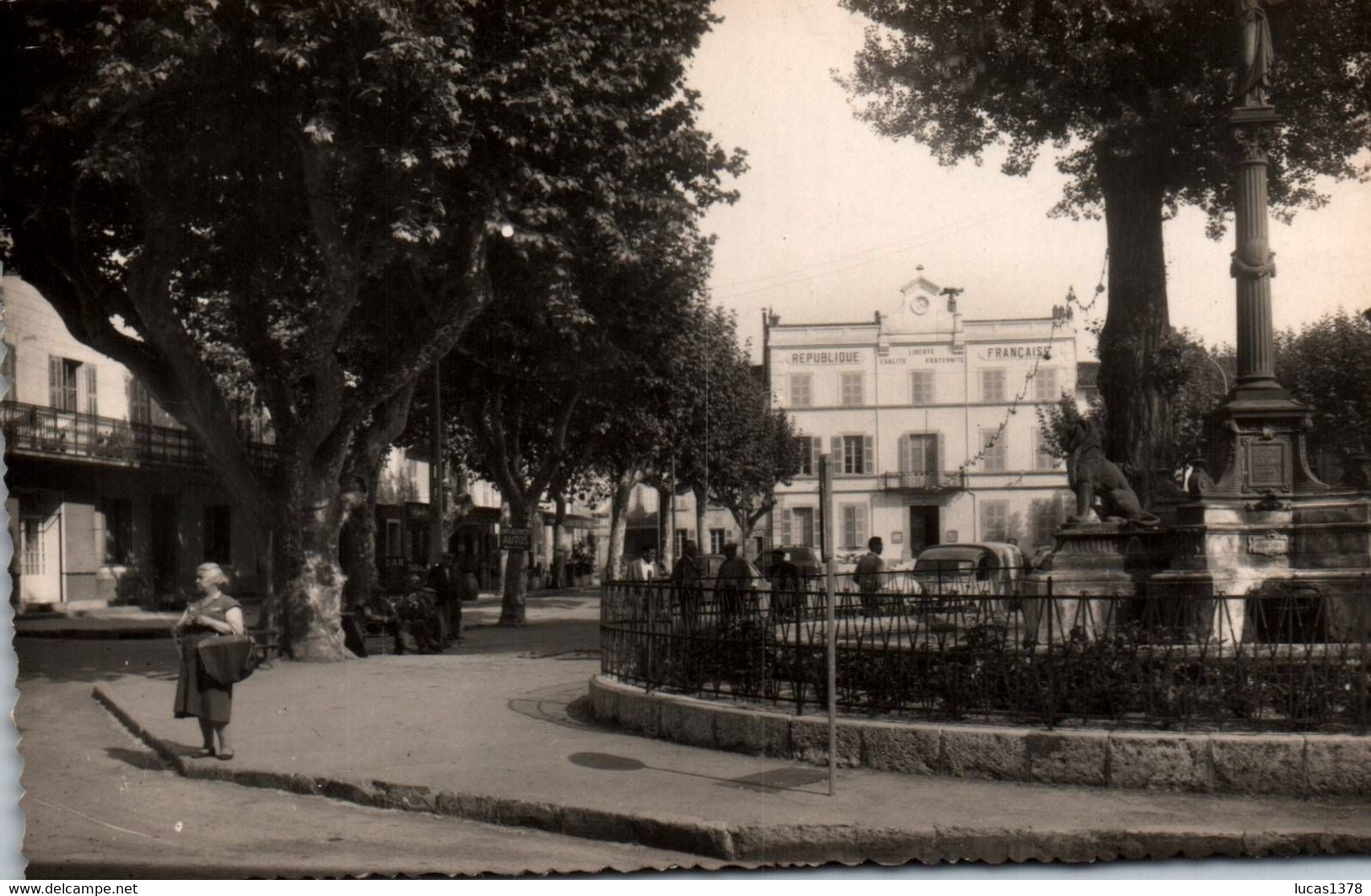 83 / VIDAUBAN / LA PLACE / CPSM 1961 - Vidauban