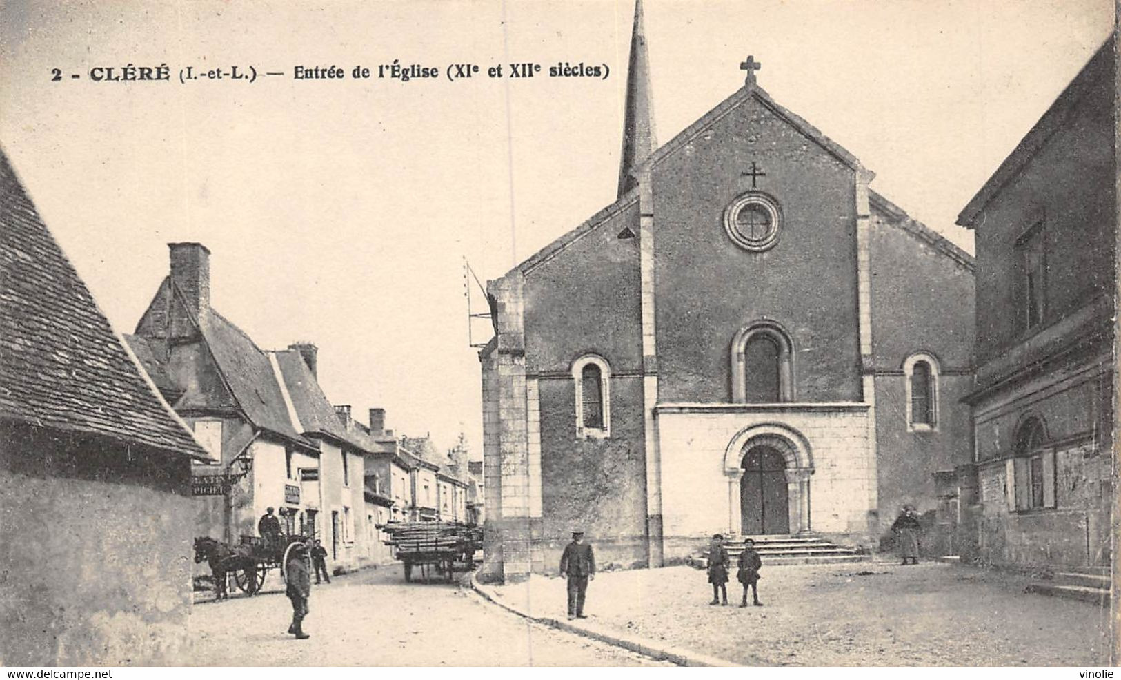 21-8803 : CLERE. PLACE DE L'EGLISE - Cléré-les-Pins