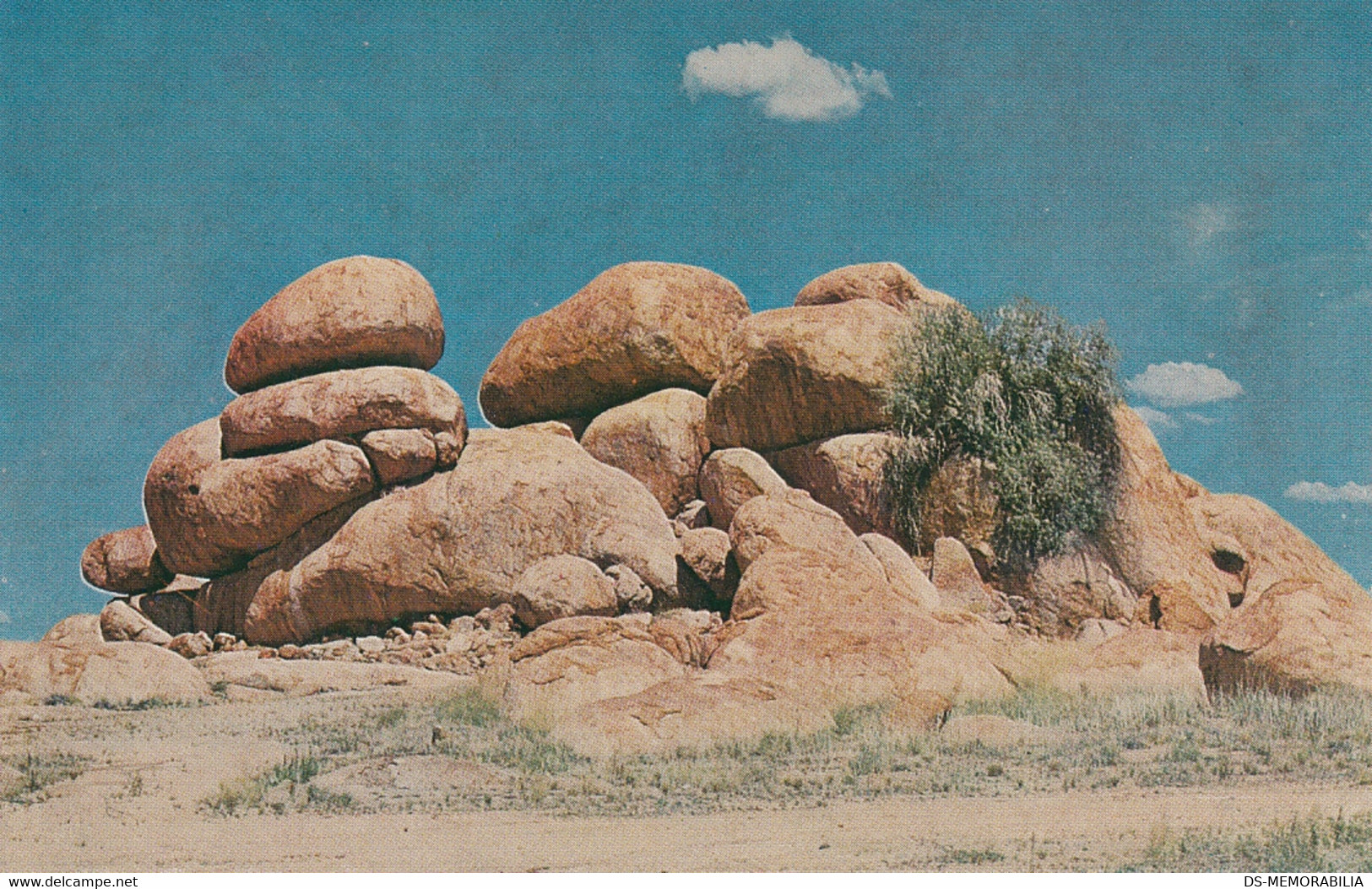 Wauchope N.T. - The Devils Marbles - Unclassified