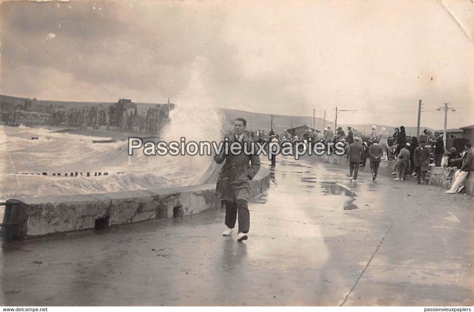 CARTE PHOTO  MERS Les BAINS  TEMPETE ? - Mers Les Bains