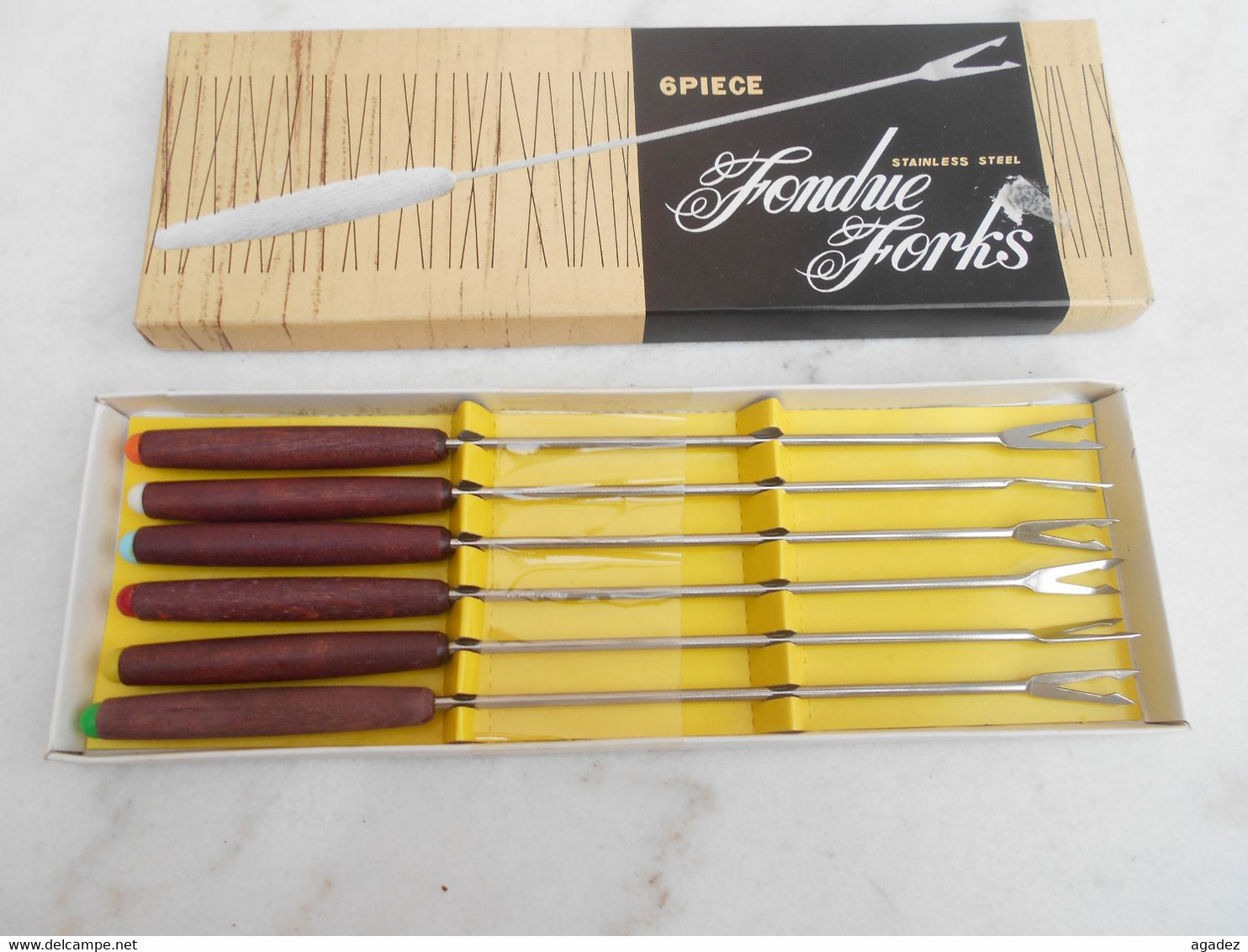 6 Fourchettes à Fondue Neuves. - Forks